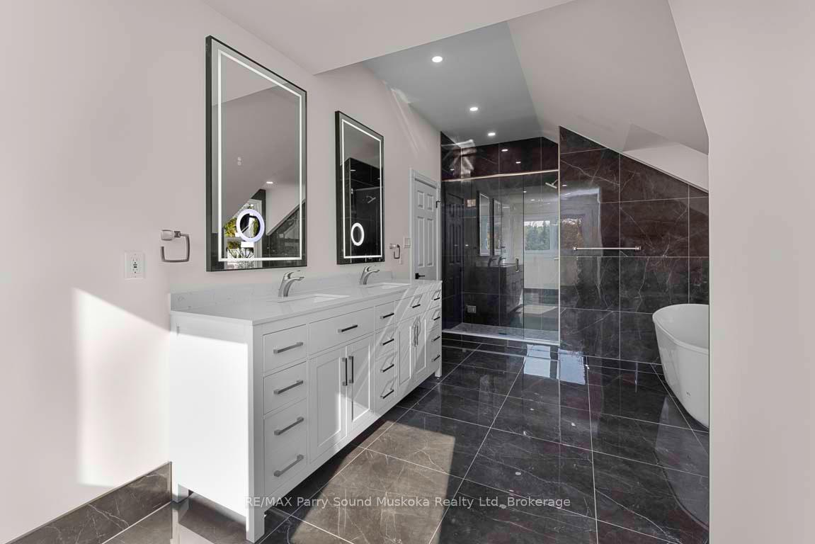 Photo 20 of 14-16 Knowles Crescent, Seguin — HOMEH