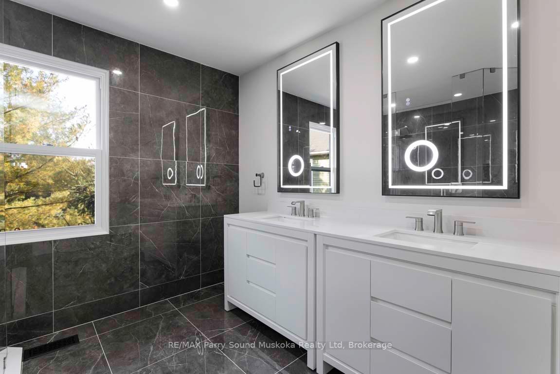 Photo 25 of 14-16 Knowles Crescent, Seguin — HOMEH