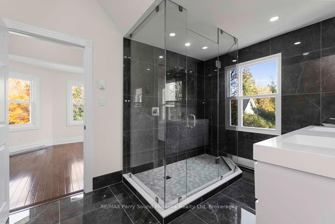 Photo 32 of 14-16 Knowles Crescent, Seguin — HOMEH