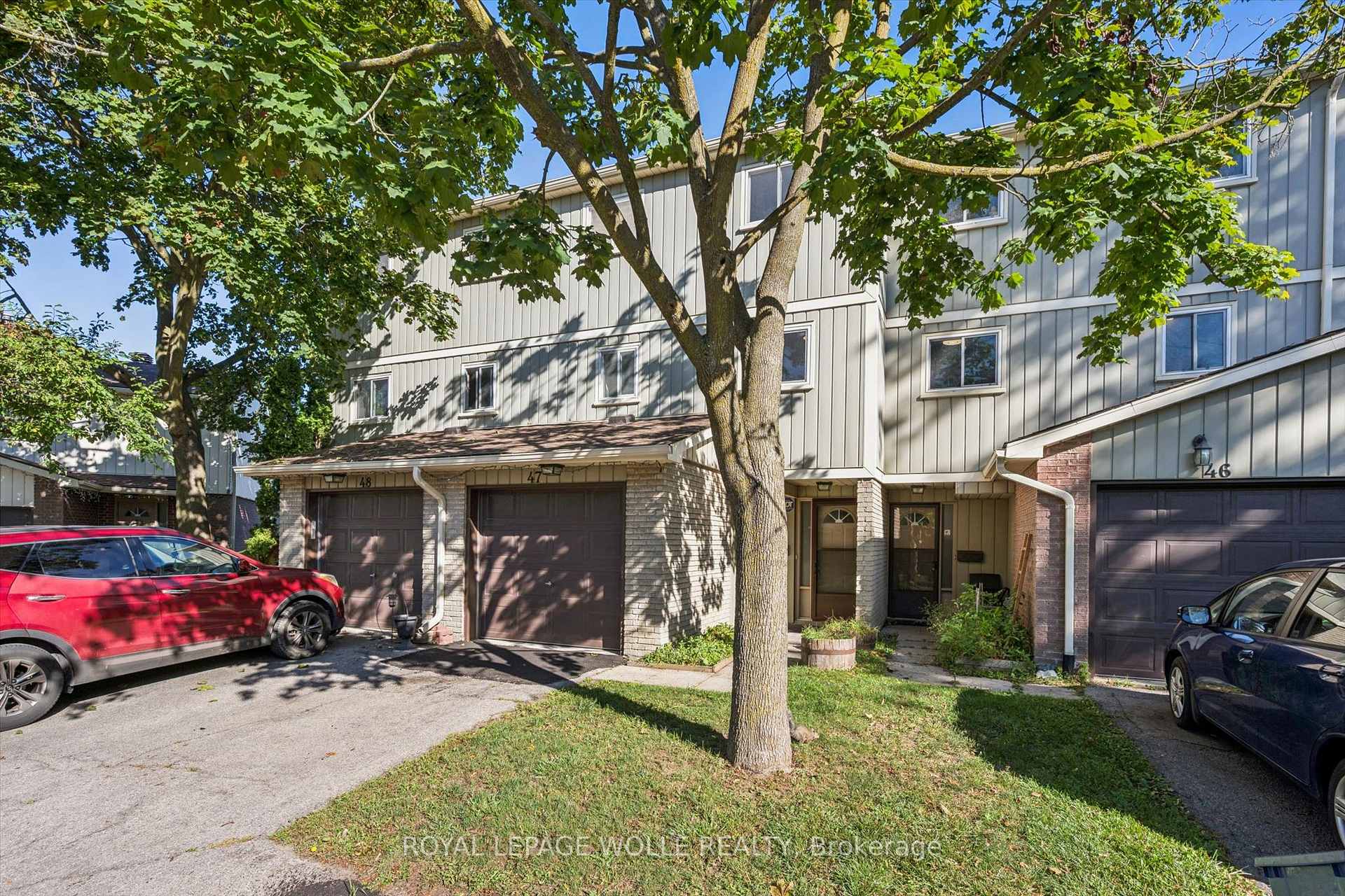 Photo 3 of Unit 47, 51 Paulander Drive, Kitchener, Victoria Hills — HOMEH