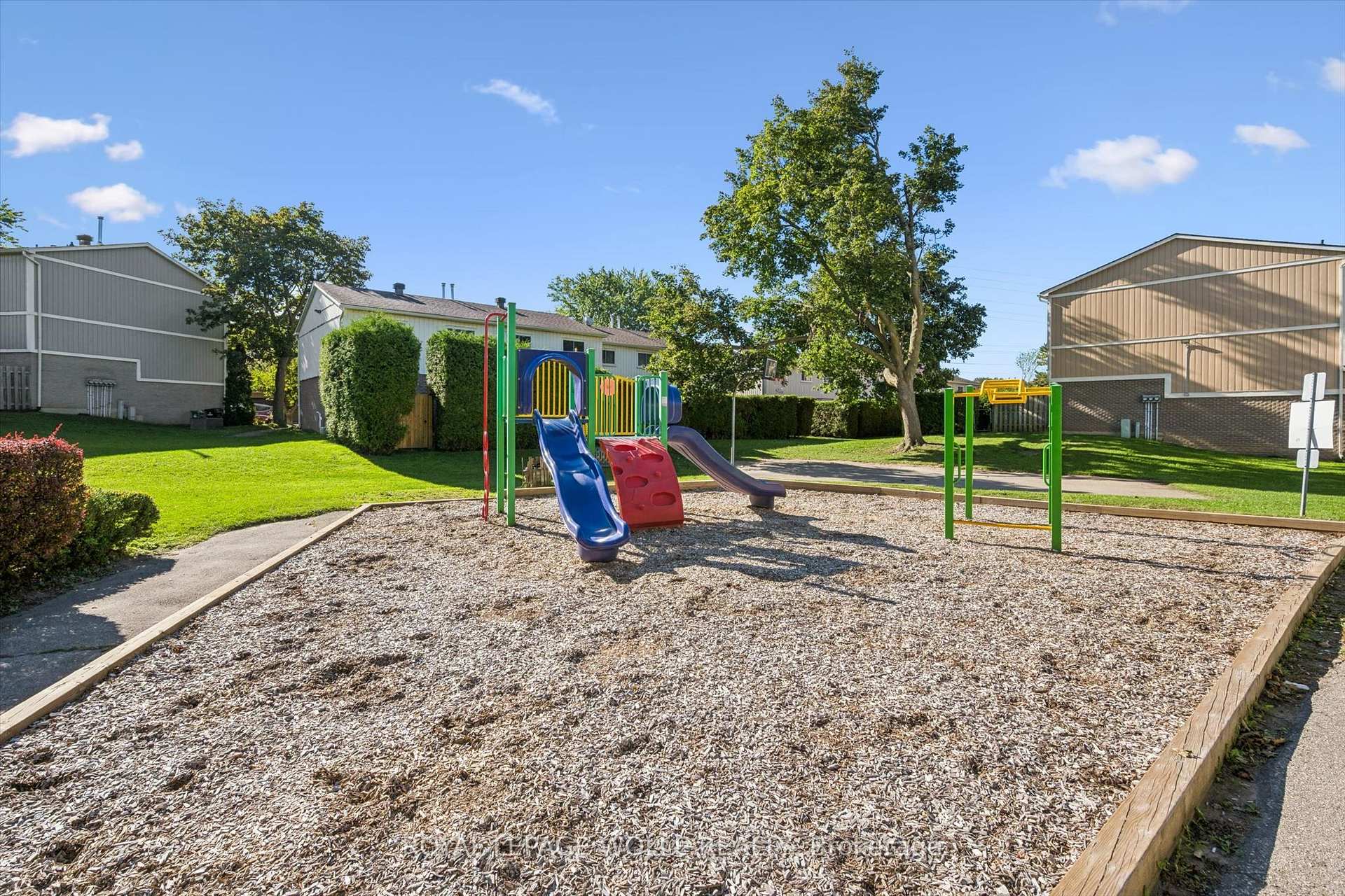 Photo 44 of Unit 47, 51 Paulander Drive, Kitchener, Victoria Hills — HOMEH