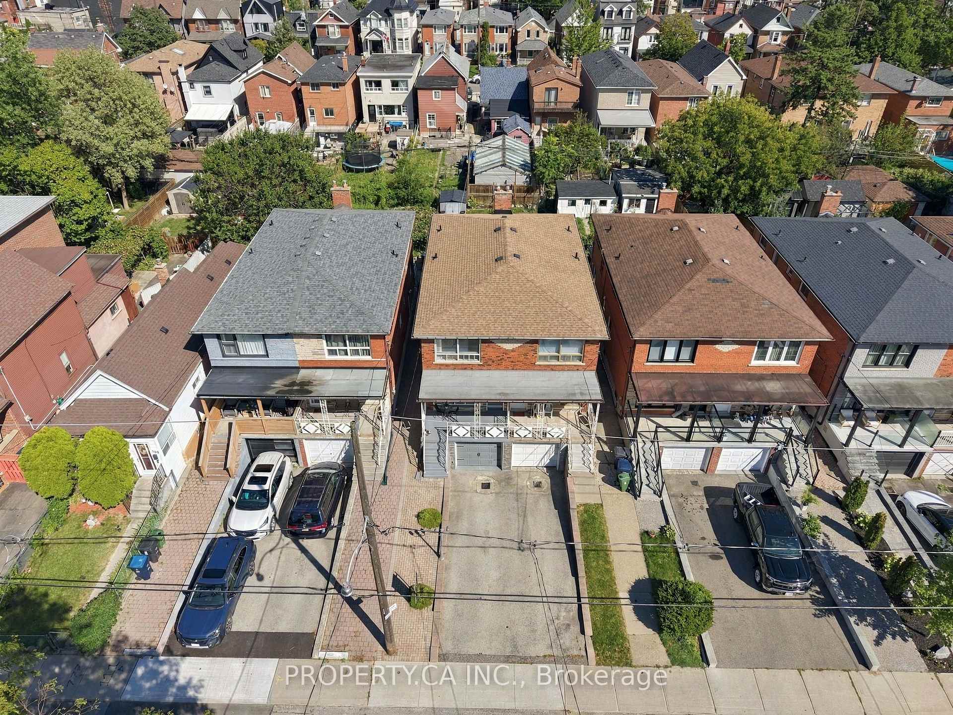 Photo 3 of 581A Delaware Avenue, Toronto, Wychwood — HOMEH