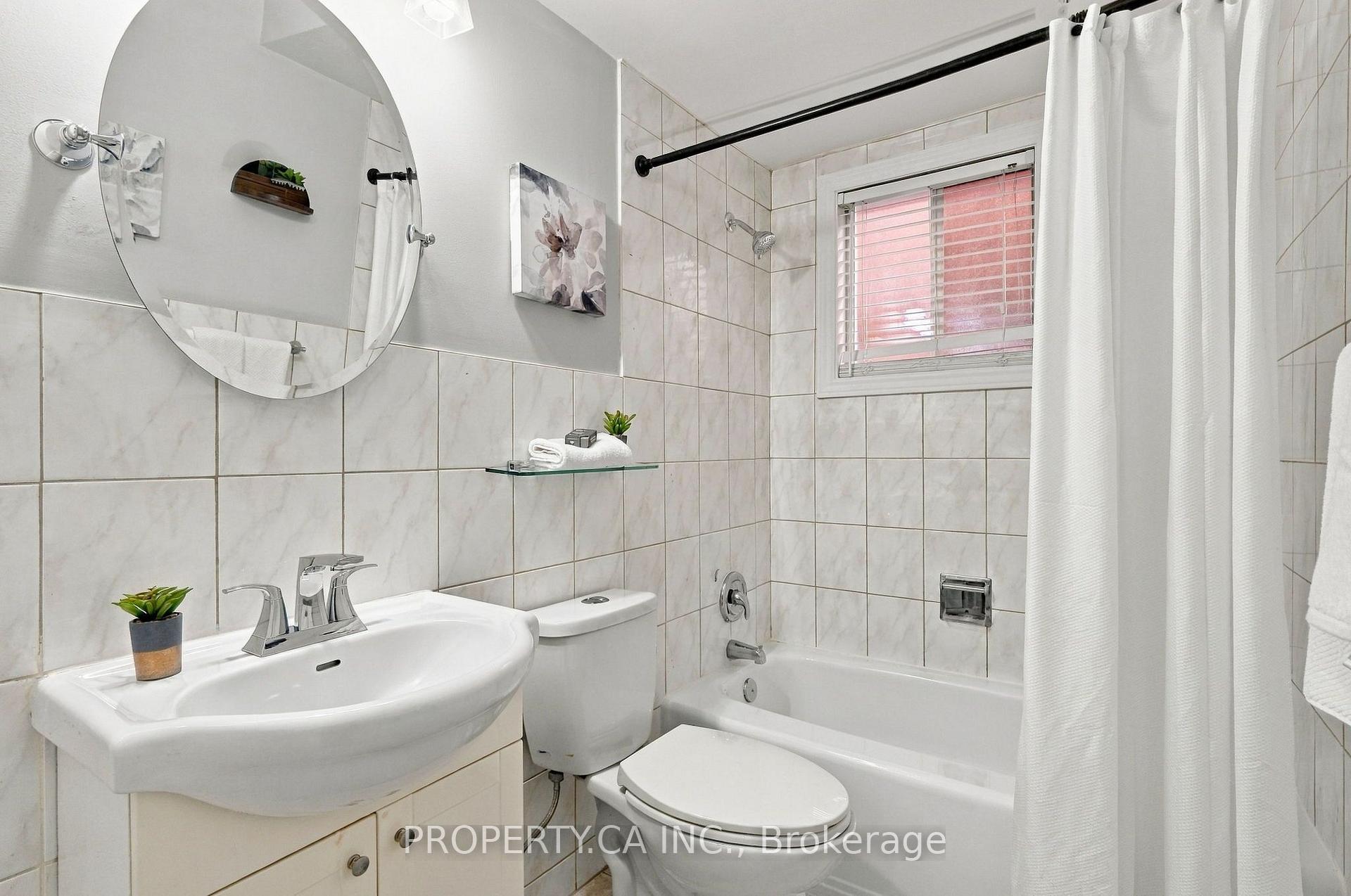 Photo 15 of 581A Delaware Avenue, Toronto, Wychwood — HOMEH