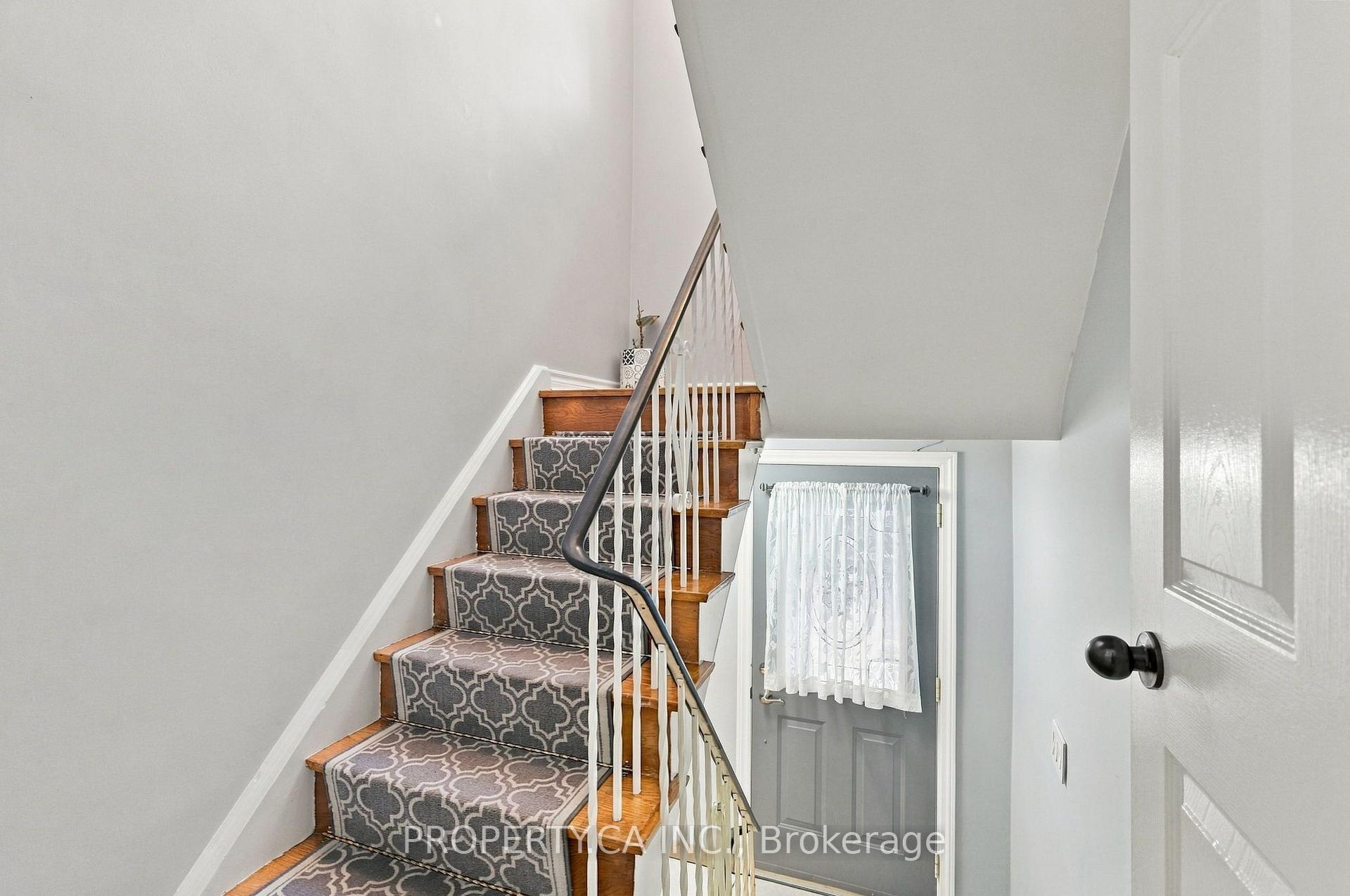 Photo 16 of 581A Delaware Avenue, Toronto, Wychwood — HOMEH