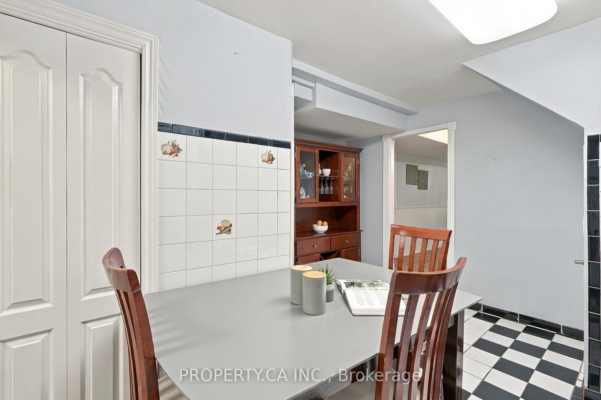 Photo 27 of 581A Delaware Avenue, Toronto, Wychwood — HOMEH