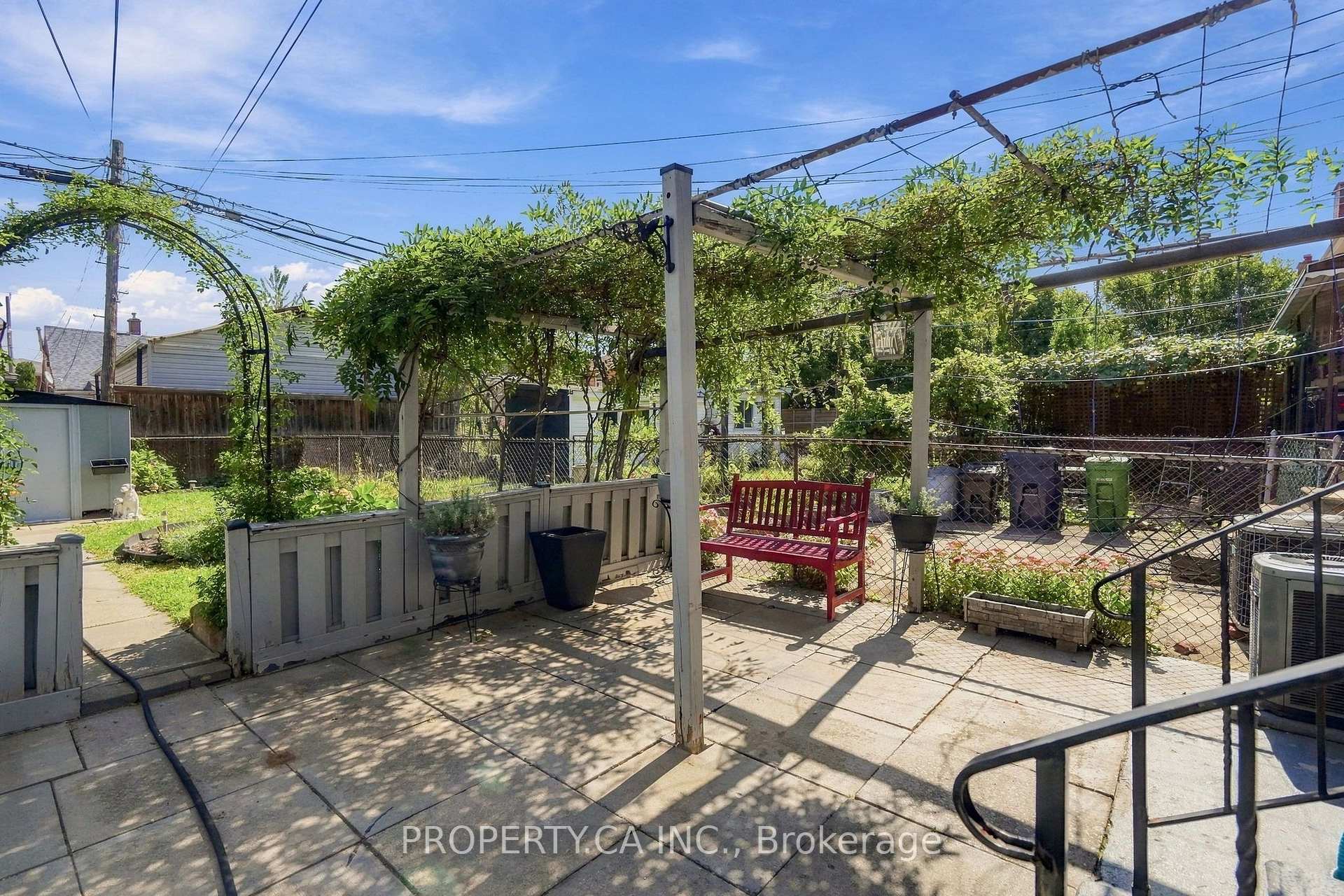 Photo 31 of 581A Delaware Avenue, Toronto, Wychwood — HOMEH