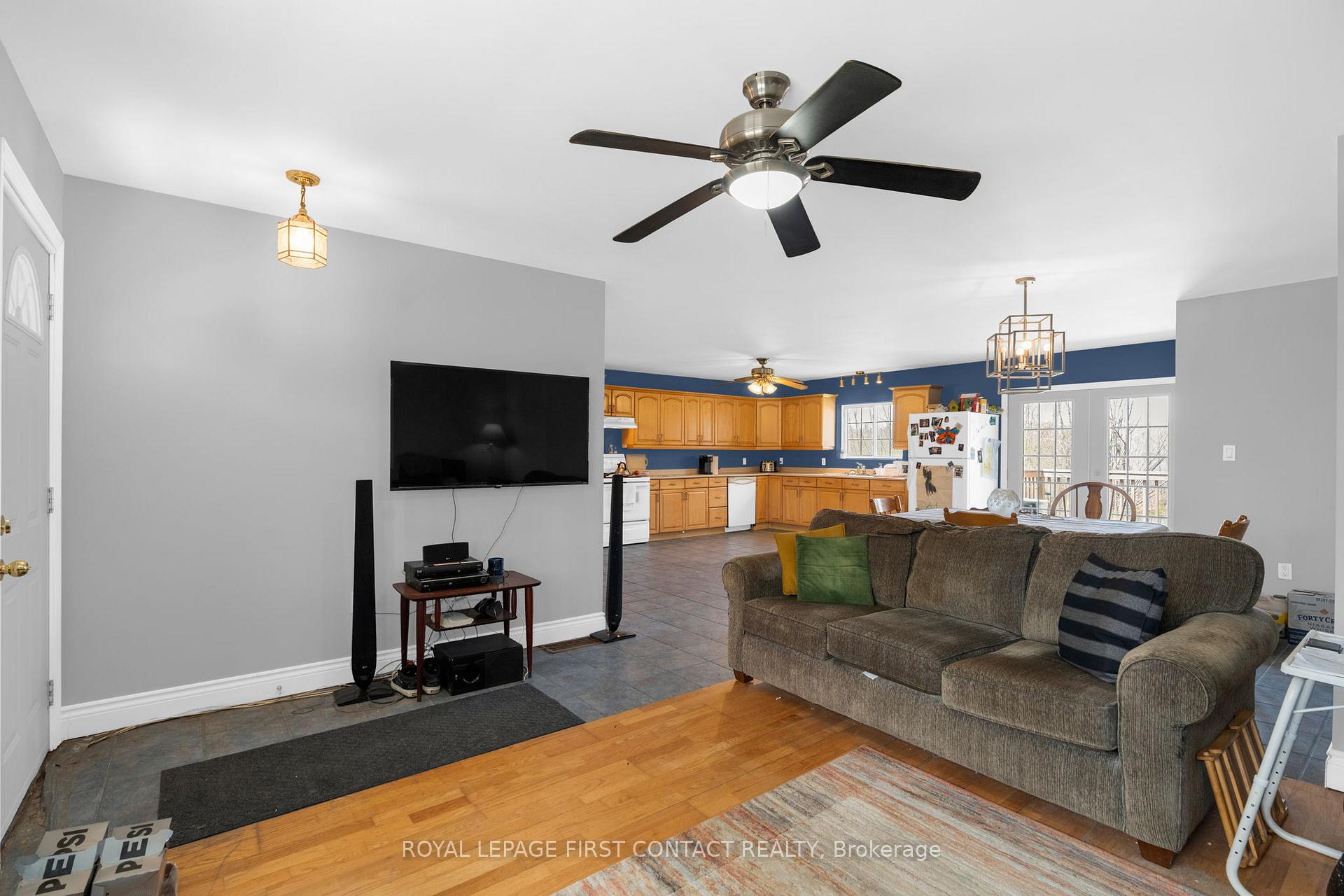 Photo 6 of 2228 Monck Road, Ramara, Rural Ramara — HOMEH
