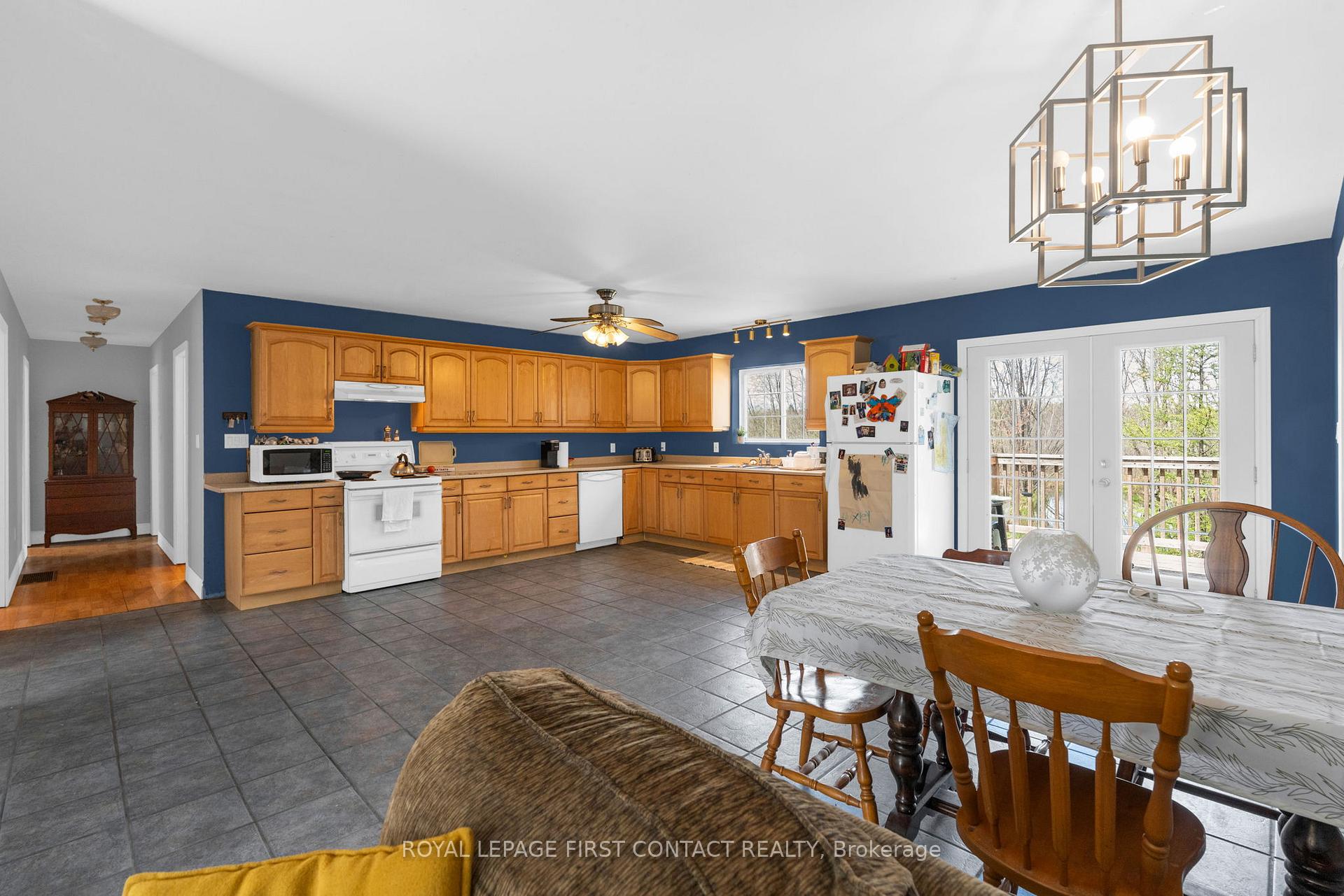 Photo 8 of 2228 Monck Road, Ramara, Rural Ramara — HOMEH