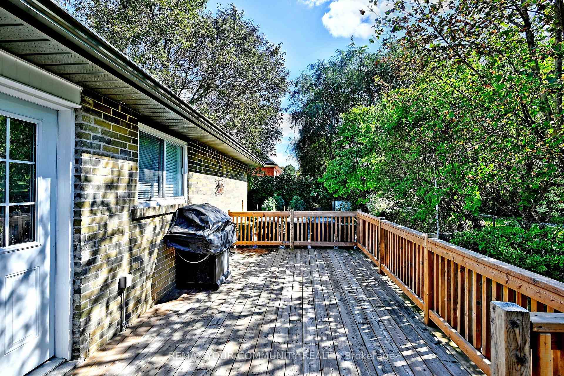 Photo 8 of 14 Misthollow Square, Scarborough, Morningside — HOMEH