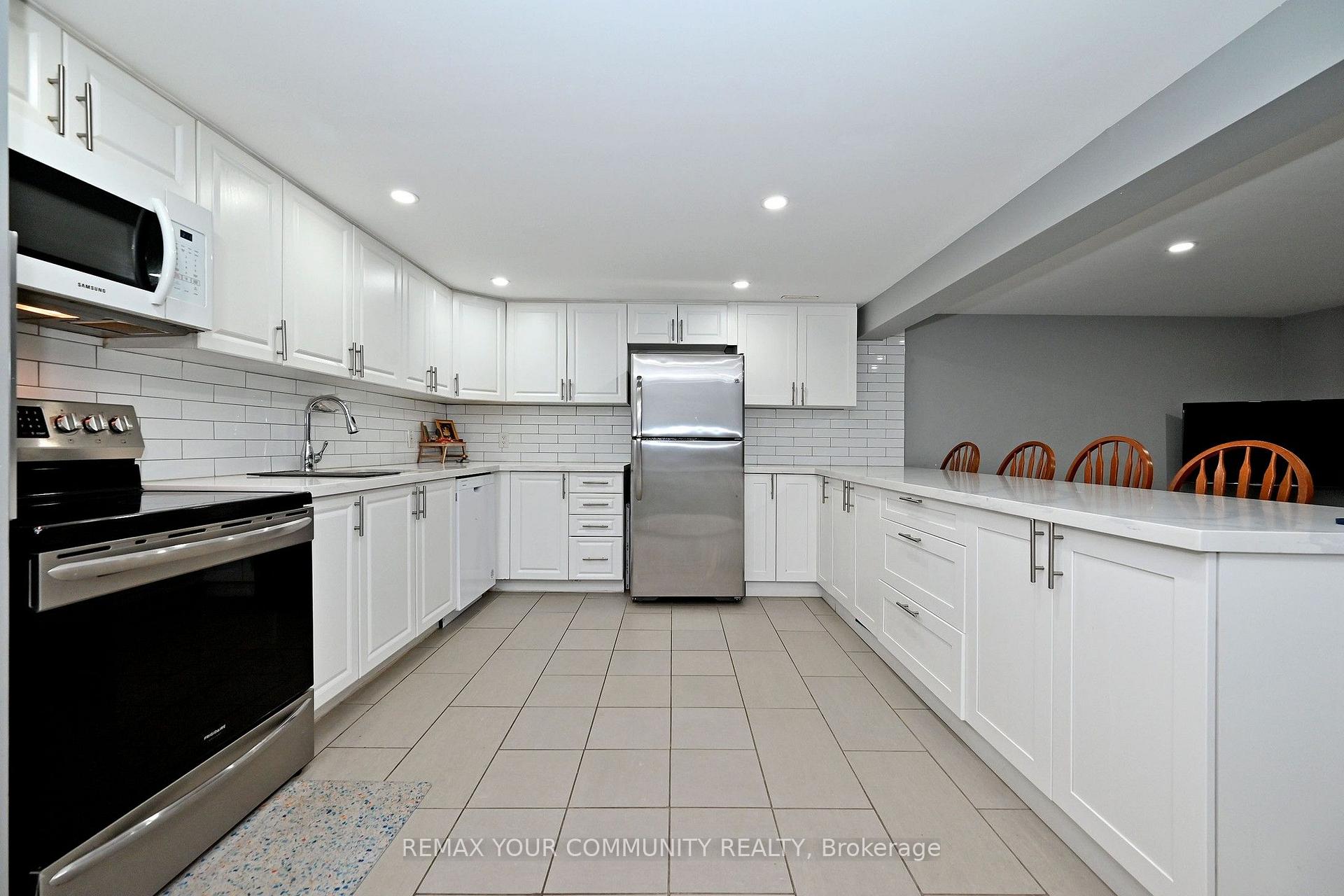 Photo 12 of 14 Misthollow Square, Scarborough, Morningside — HOMEH
