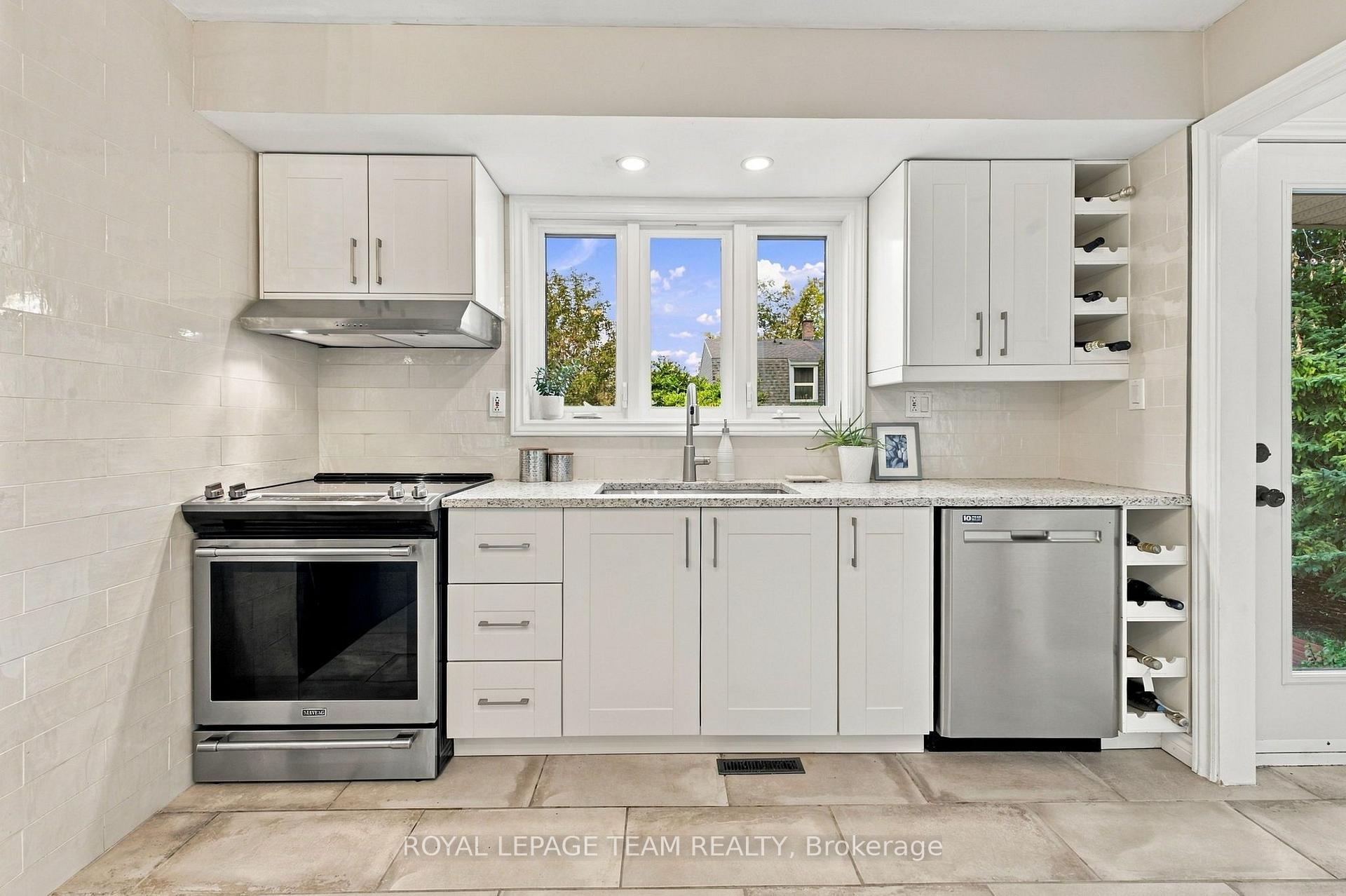 Photo 20 of 1377 Fontenay Crescent, Ottawa, South Keys — HOMEH