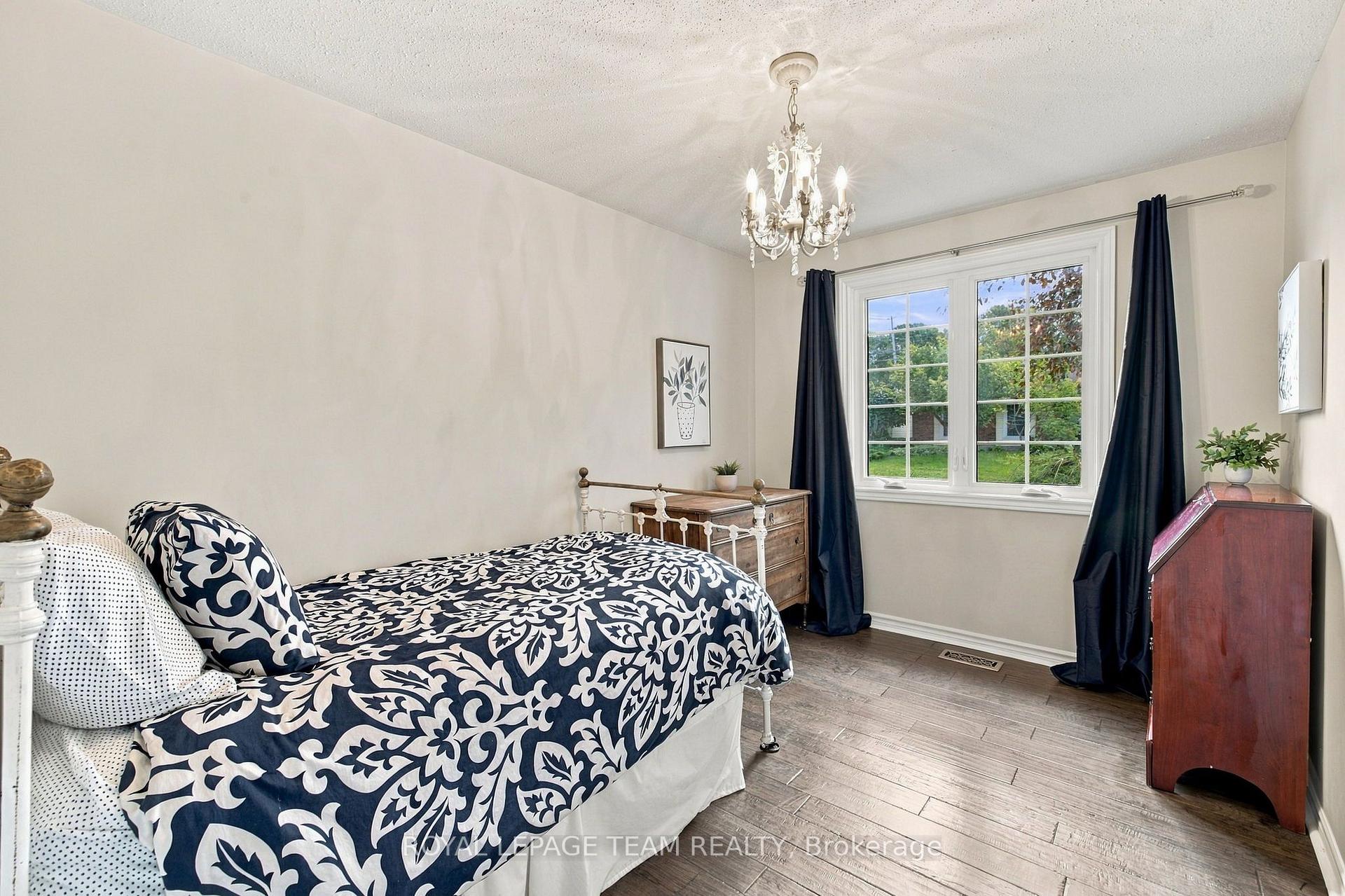 Photo 30 of 1377 Fontenay Crescent, Ottawa, South Keys — HOMEH