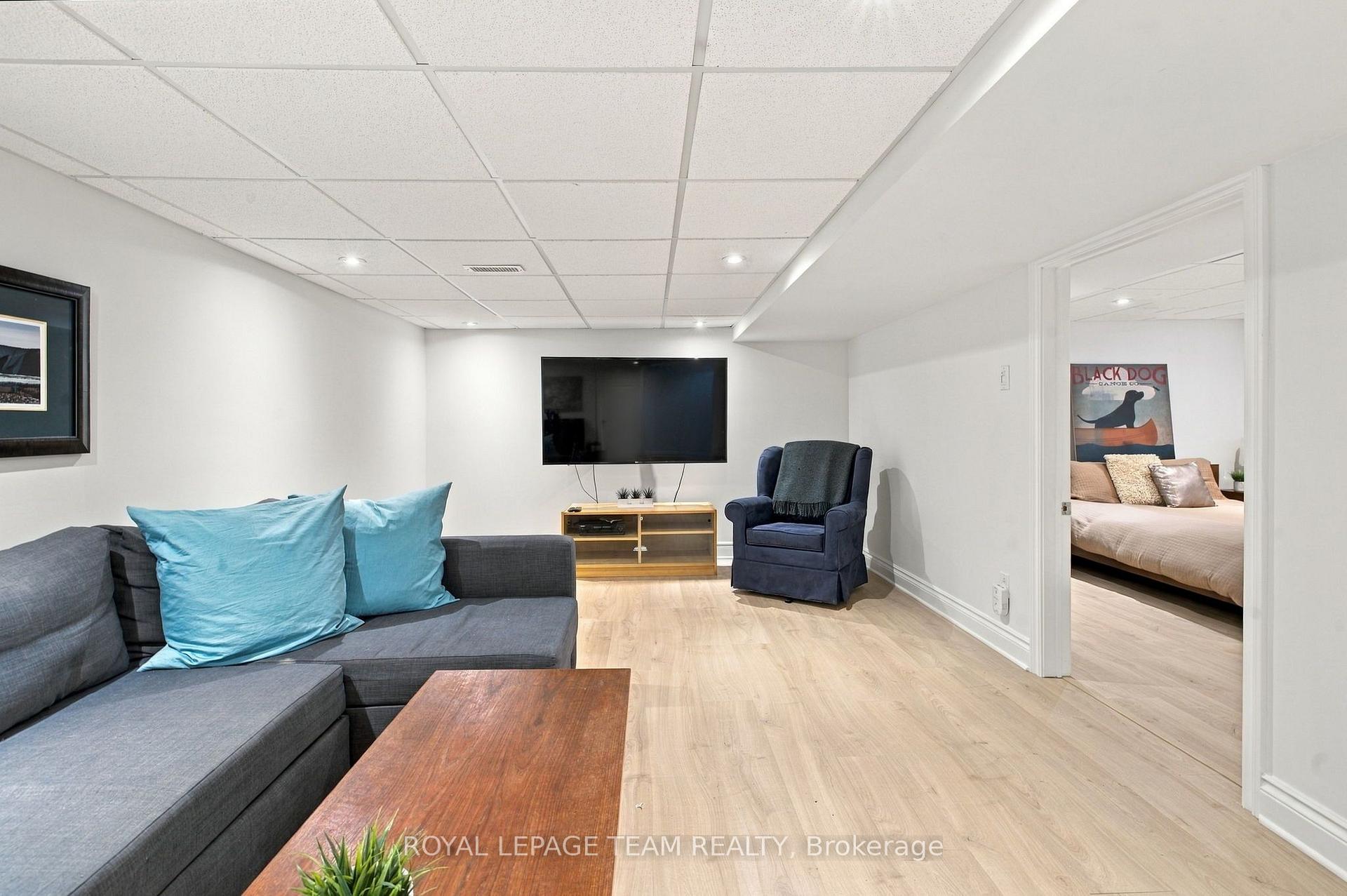 Photo 37 of 1377 Fontenay Crescent, Ottawa, South Keys — HOMEH