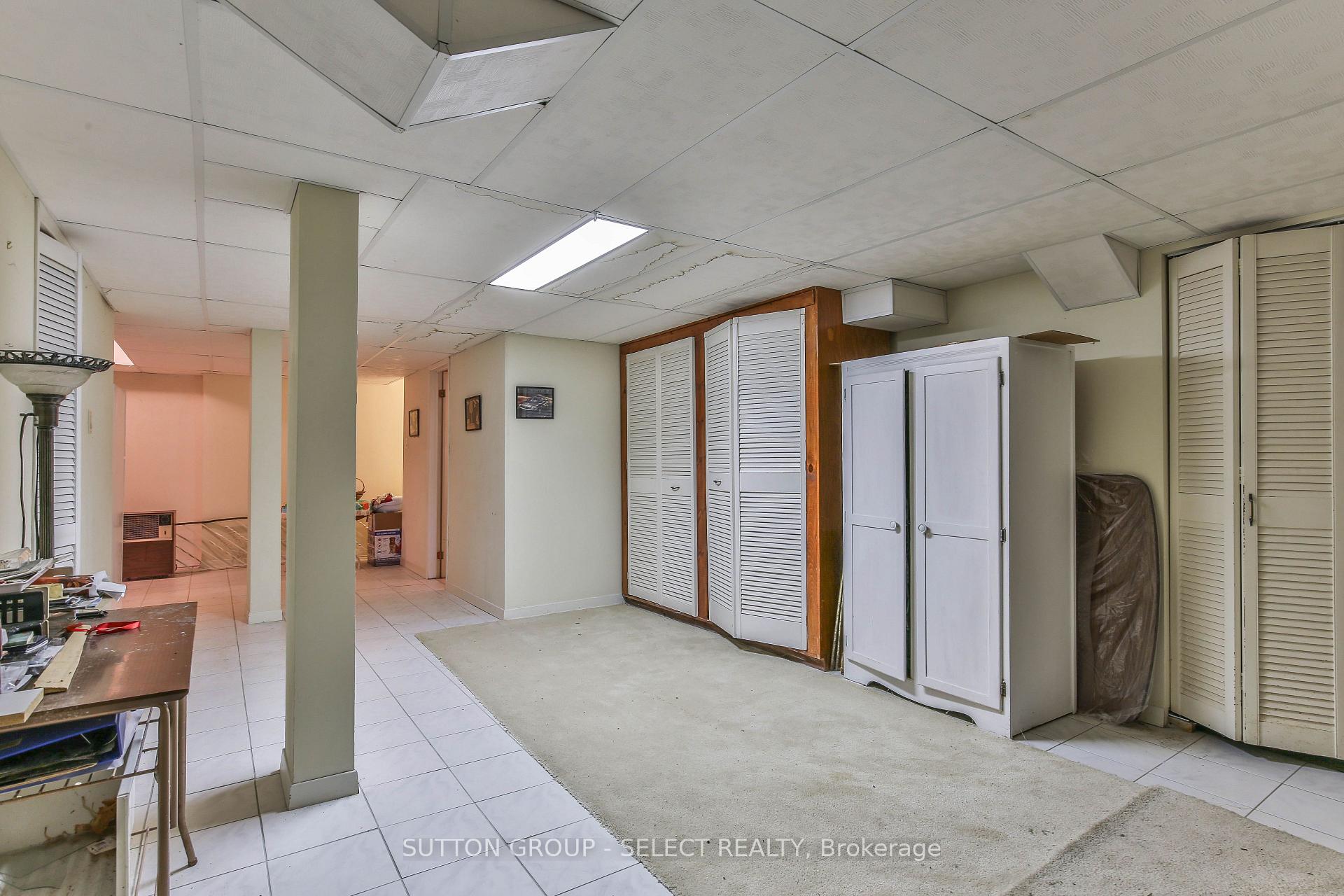 Photo 36 of 158 Ambleside Drive, London, North A — HOMEH
