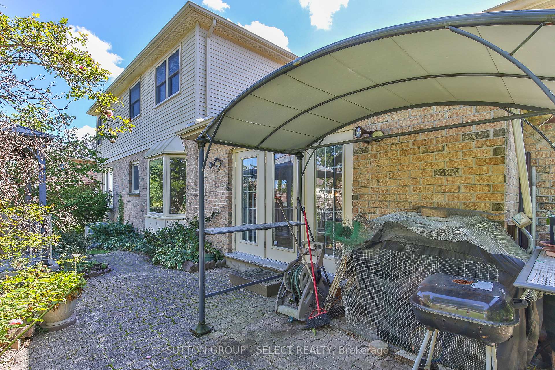 Photo 44 of 158 Ambleside Drive, London, North A — HOMEH