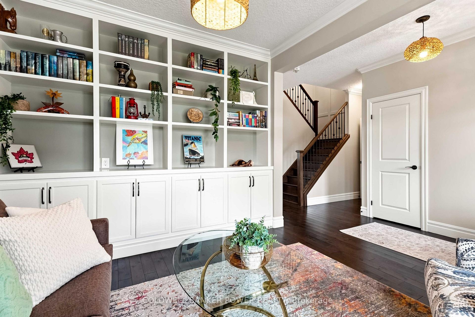 Photo 8 of 3421 Singleton Avenue, London, South V — HOMEH