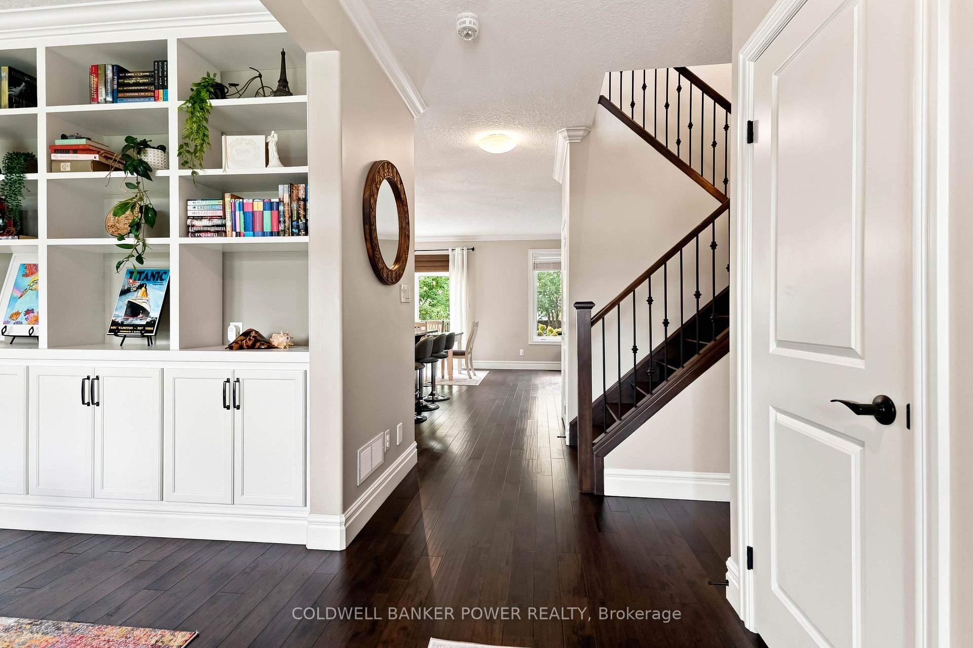 Photo 9 of 3421 Singleton Avenue, London, South V — HOMEH