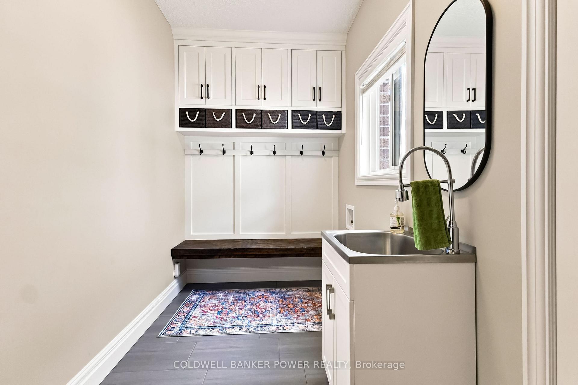 Photo 25 of 3421 Singleton Avenue, London, South V — HOMEH