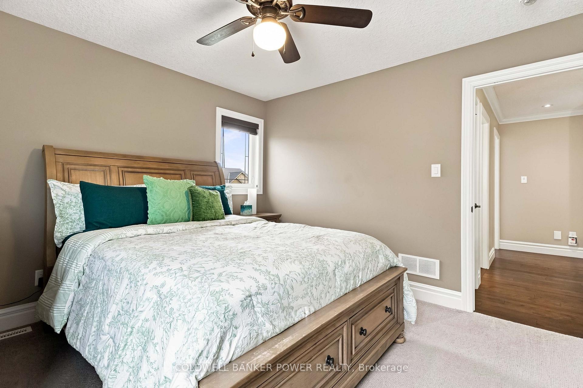 Photo 35 of 3421 Singleton Avenue, London, South V — HOMEH
