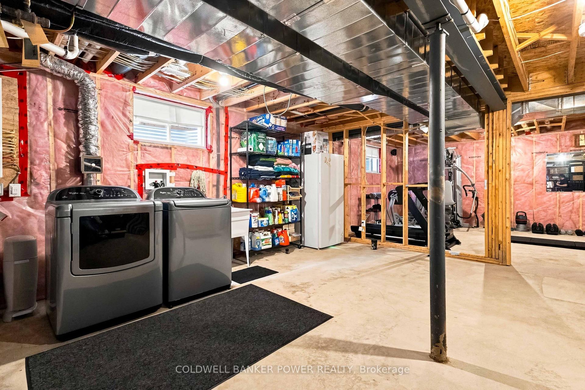 Photo 39 of 3421 Singleton Avenue, London, South V — HOMEH