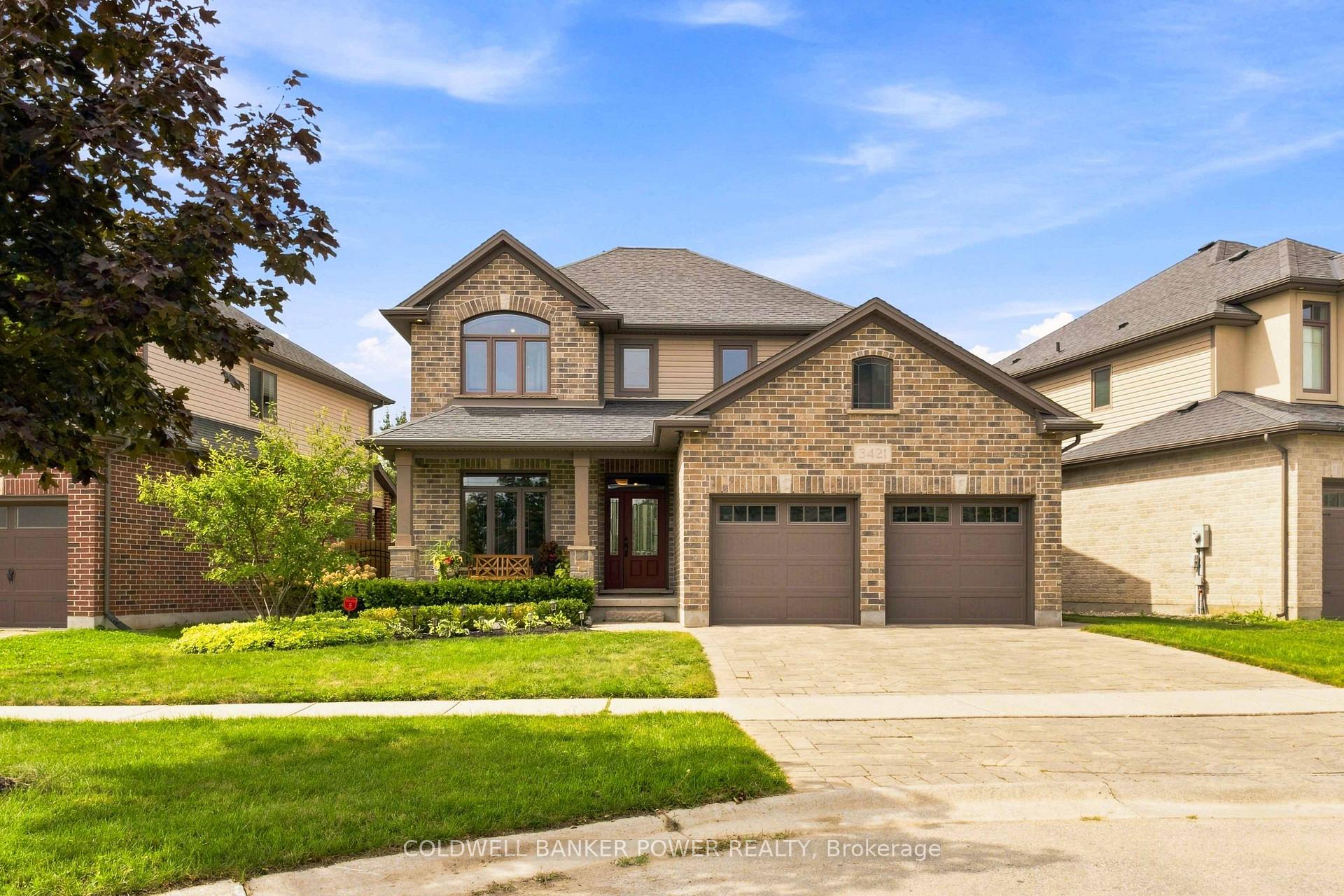 Photo 1 of 3421 Singleton Avenue, London, South V — HOMEH