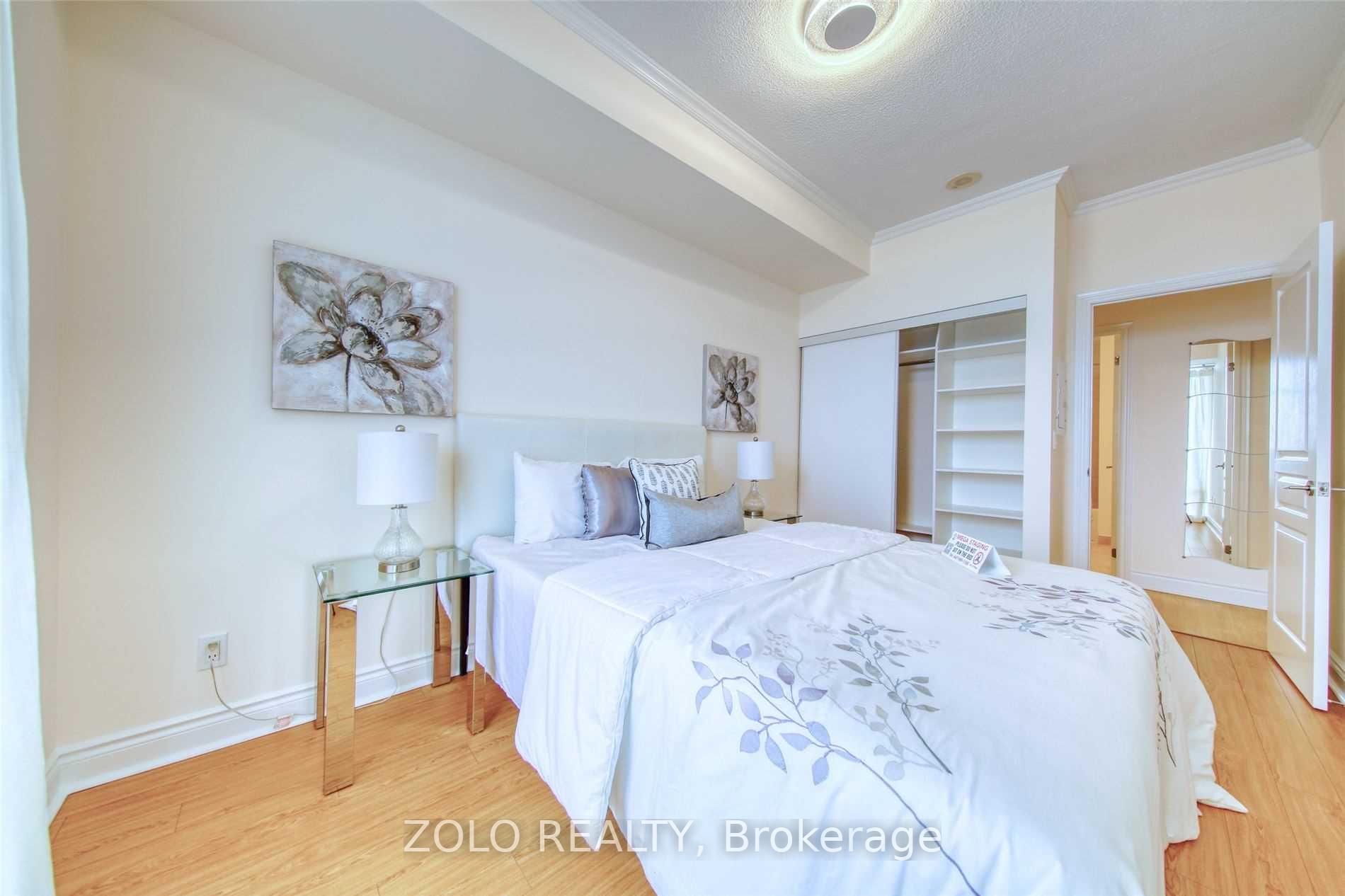 Photo 7 of Unit 1912, 7 North Park Road, Vaughan, Beverley Glen — HOMEH