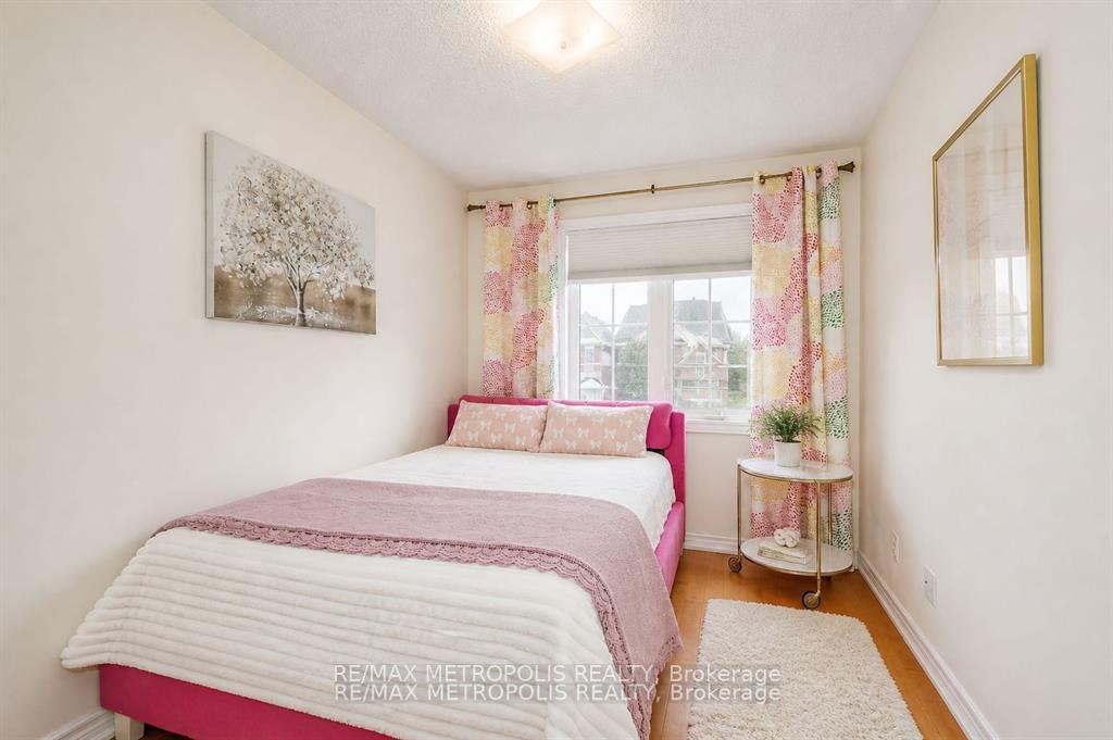 Photo 27 of 58 Lady Loretta Lane, Vaughan, Patterson — HOMEH
