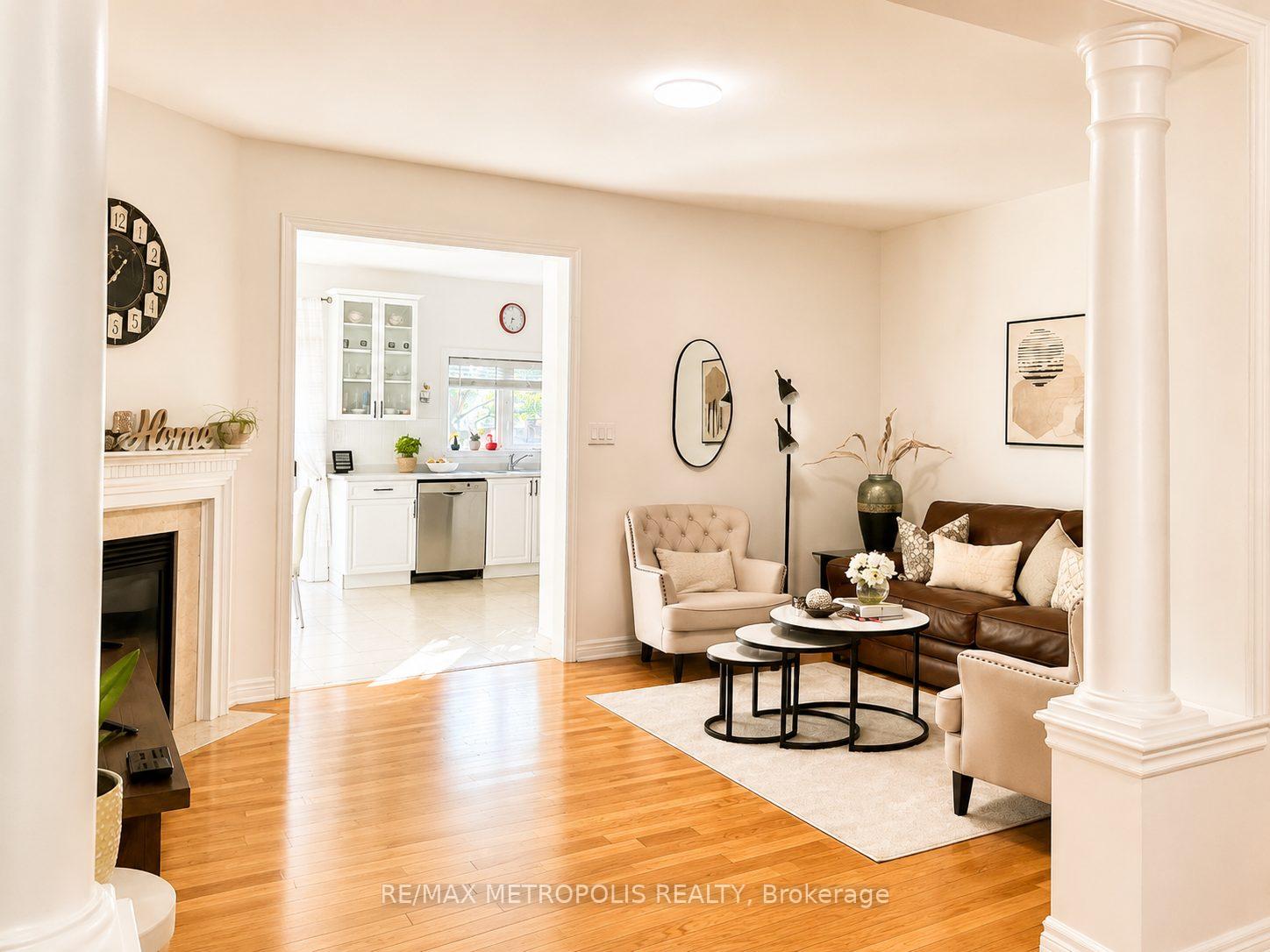 Photo 6 of 58 Lady Loretta Lane, Vaughan, Patterson — HOMEH