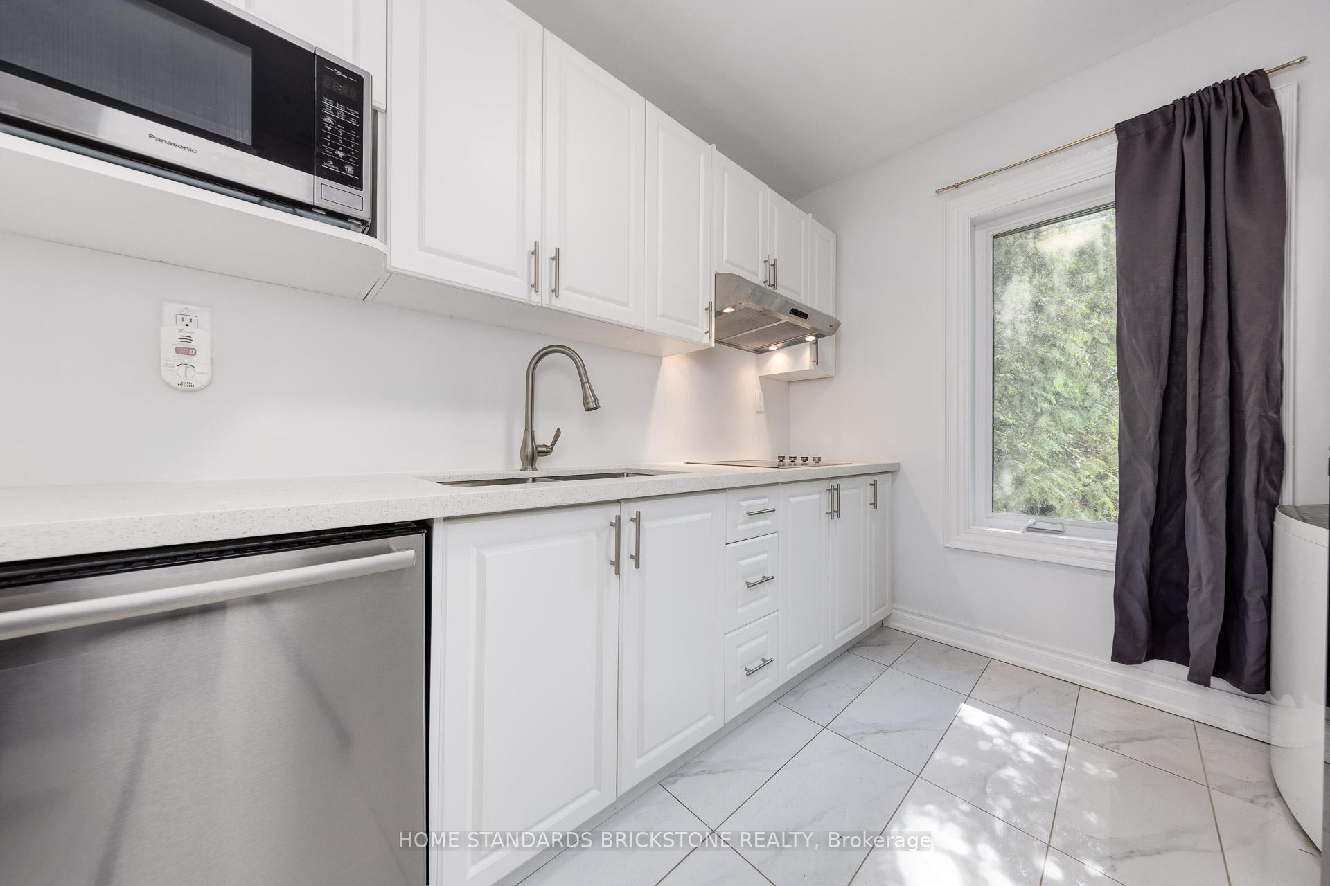 Photo 6 of Unit 2nd Floor, 792 Pape Avenue, Toronto, Playter Estates-Danforth — HOMEH