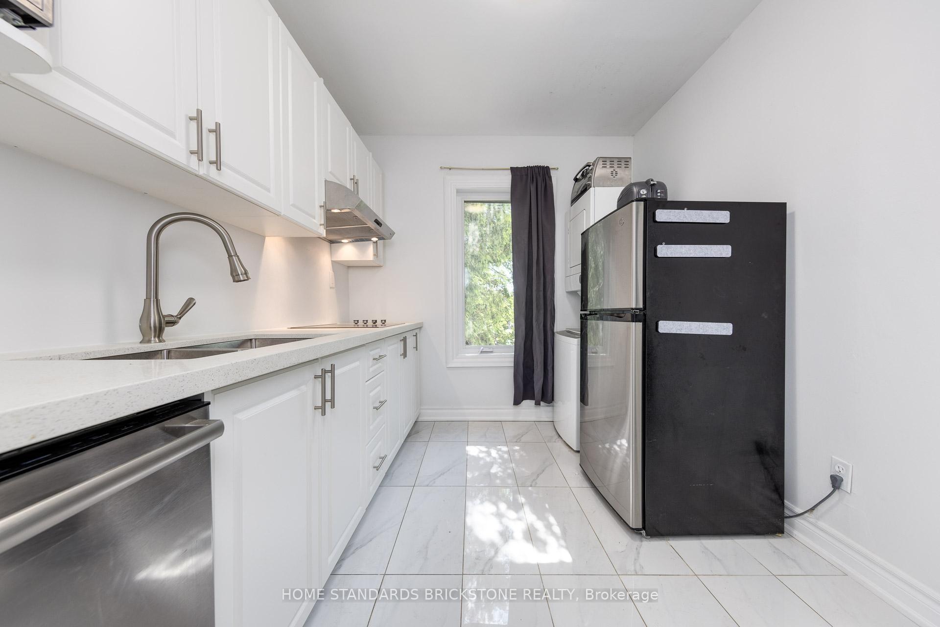 Photo 7 of Unit 2nd Floor, 792 Pape Avenue, Toronto, Playter Estates-Danforth — HOMEH