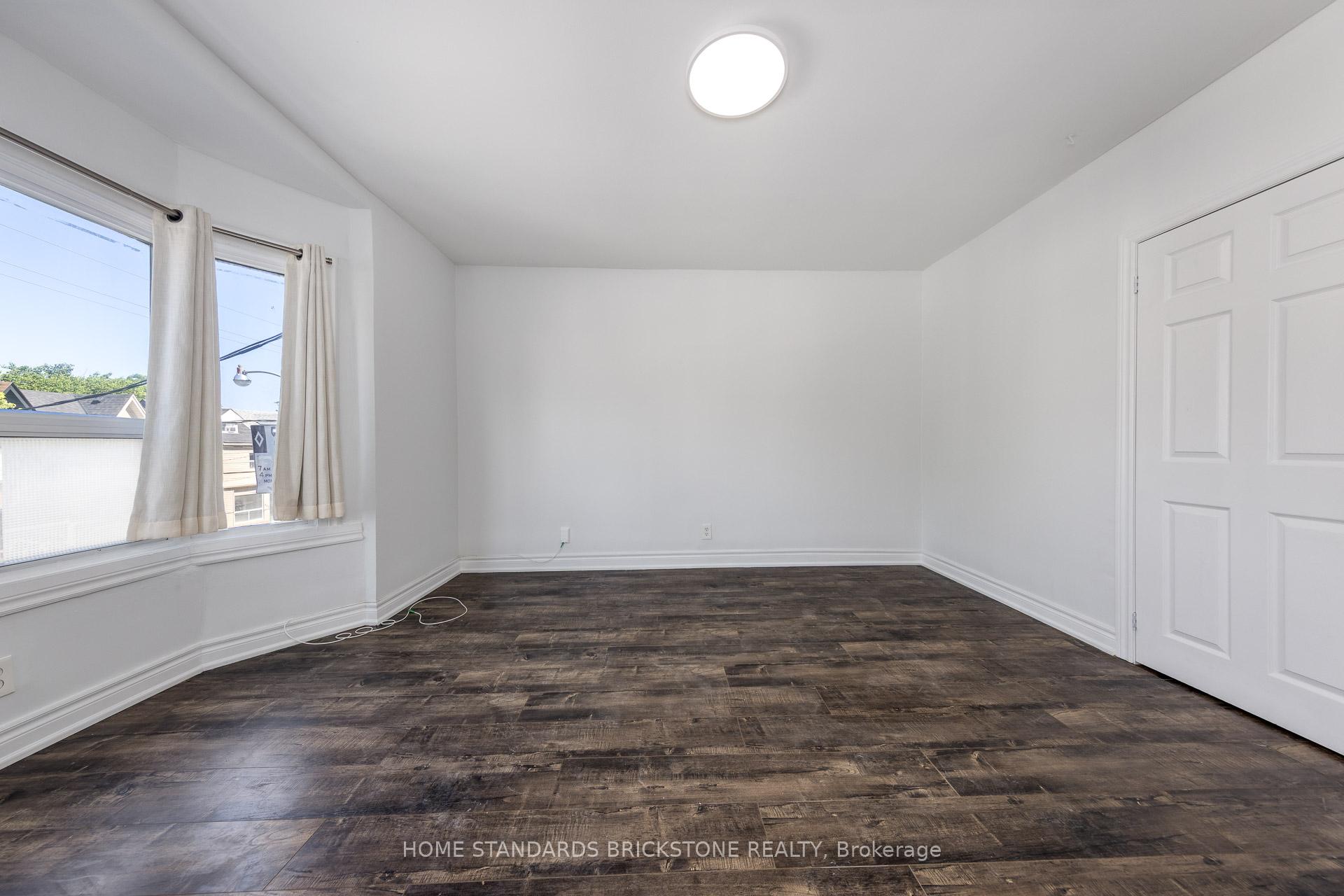 Photo 11 of Unit 2nd Floor, 792 Pape Avenue, Toronto, Playter Estates-Danforth — HOMEH