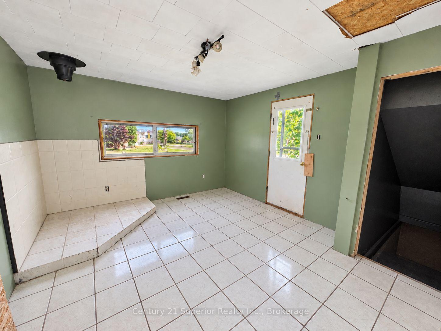 Photo 12 of 5 Steele Avenue, Red Rock, TB-85 — HOMEH