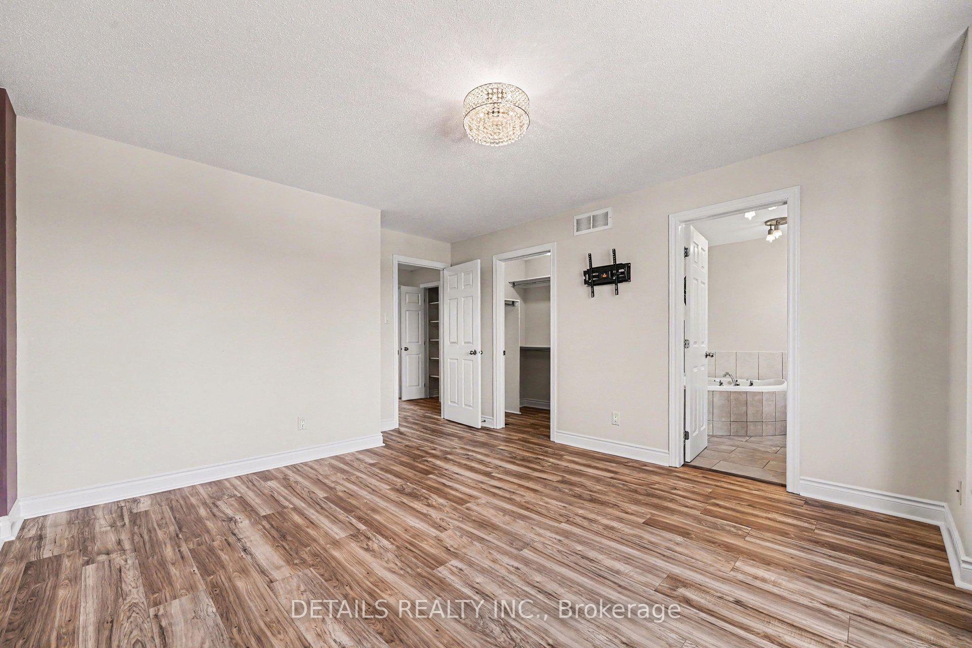 Photo 10 of 261 Parkin Circle, Ottawa, Blossom Park/Kemp Park/Findlay Creek — HOMEH