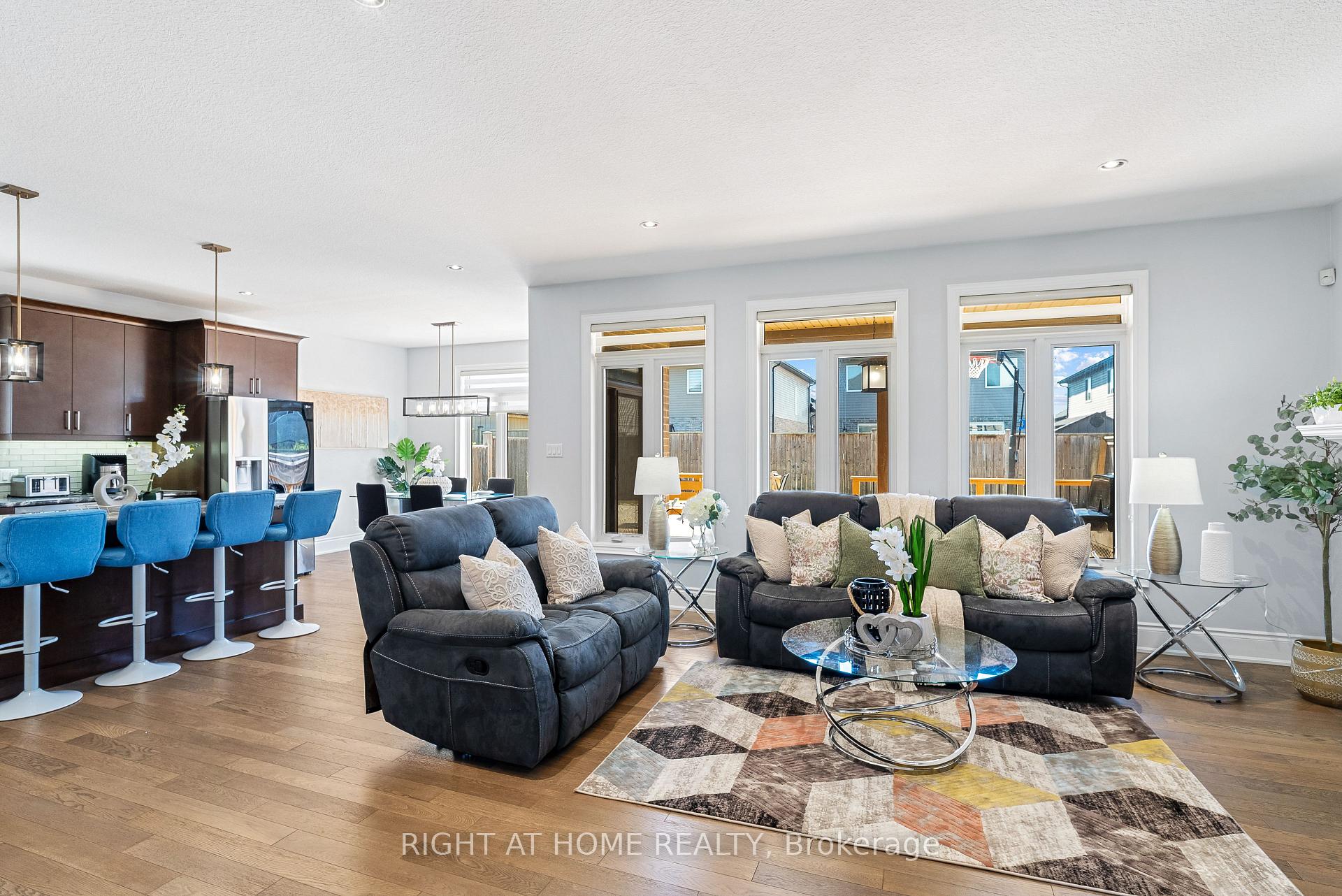 Photo 9 of Unit Main, 2178 Springridge Drive, London, North C — HOMEH