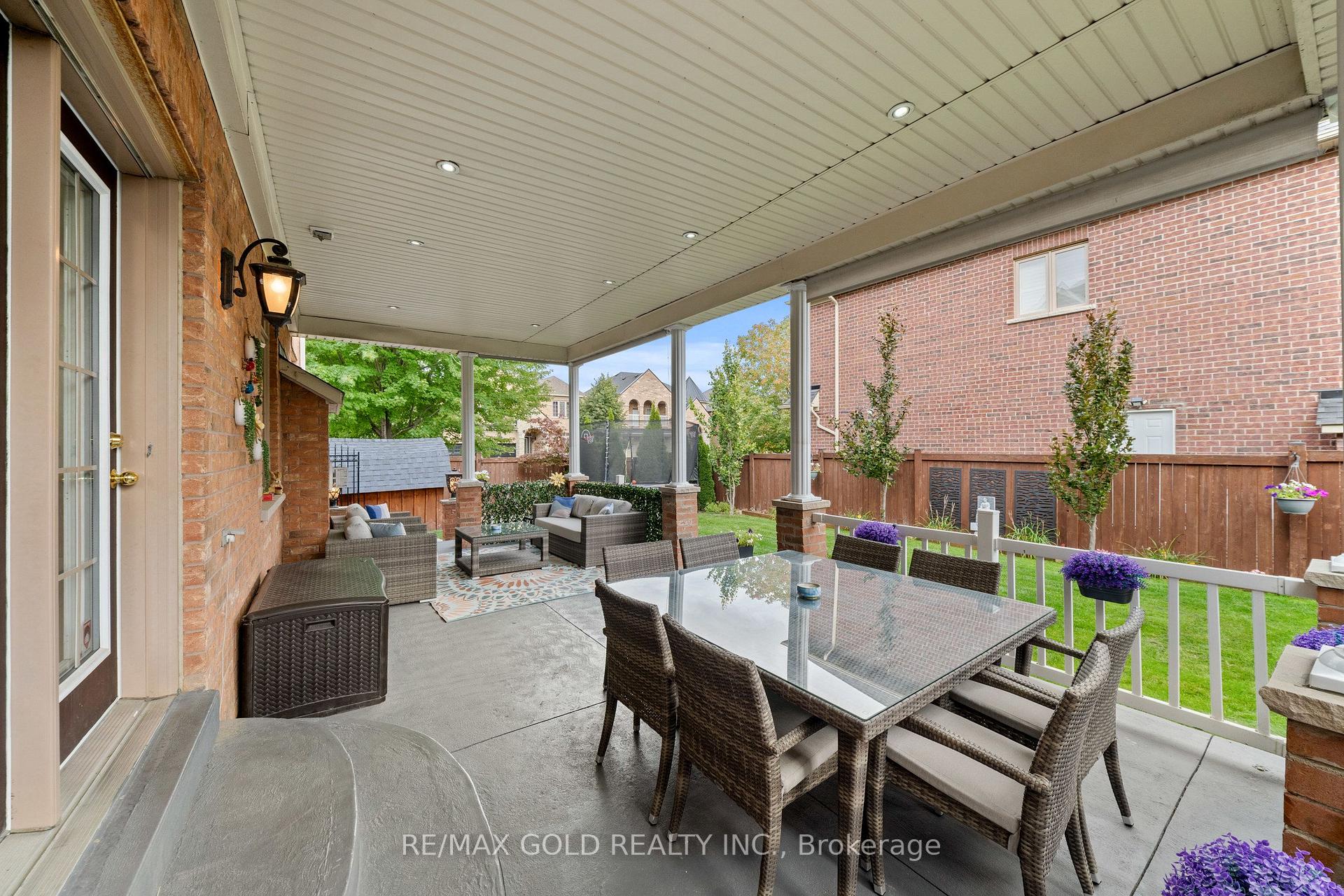 Photo 34 of 29 Royal Links Circle, Brampton, Vales of Castlemore North — HOMEH