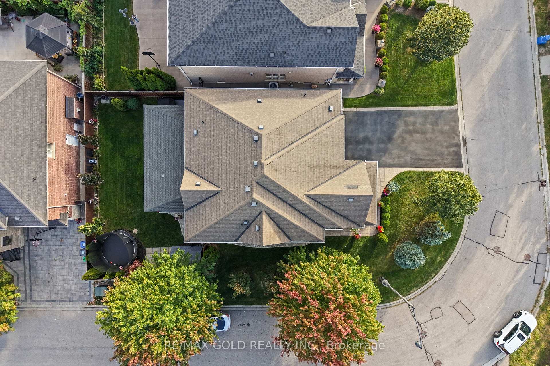 Photo 38 of 29 Royal Links Circle, Brampton, Vales of Castlemore North — HOMEH