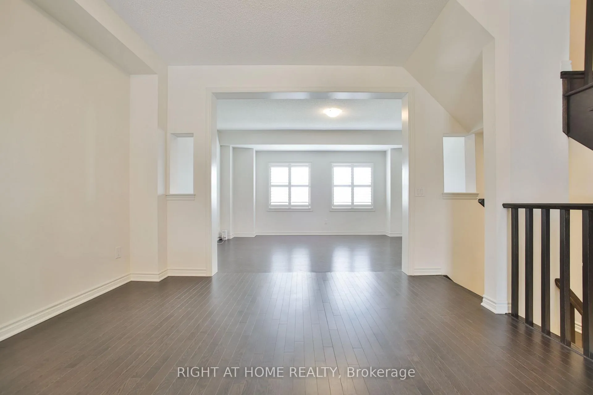Photo 9 of Unit 20, 50 Edinburgh Drive, Brampton, Bram West — HOMEH