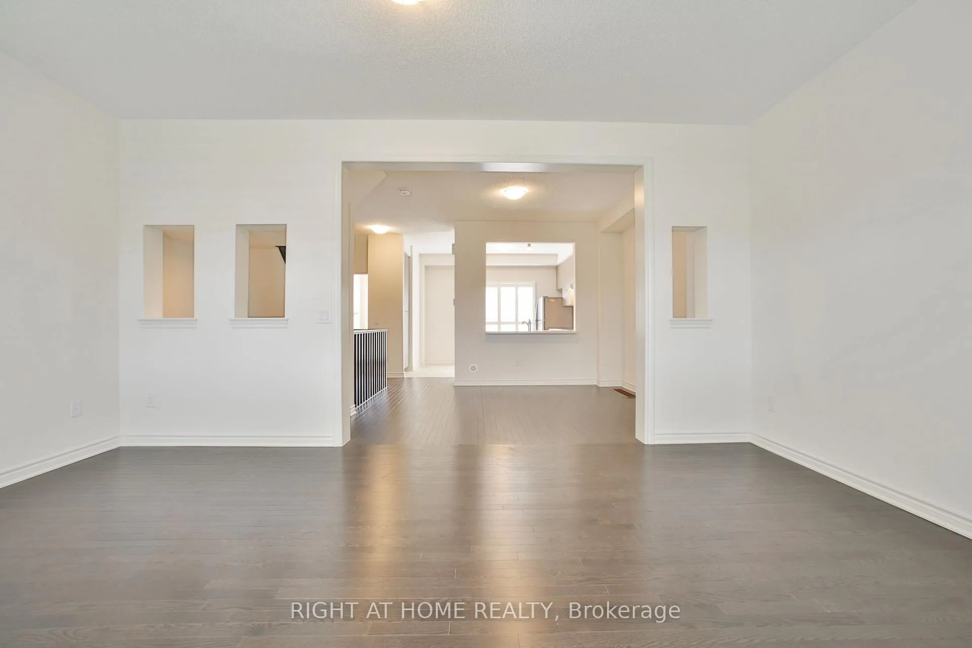 Photo 10 of Unit 20, 50 Edinburgh Drive, Brampton, Bram West — HOMEH