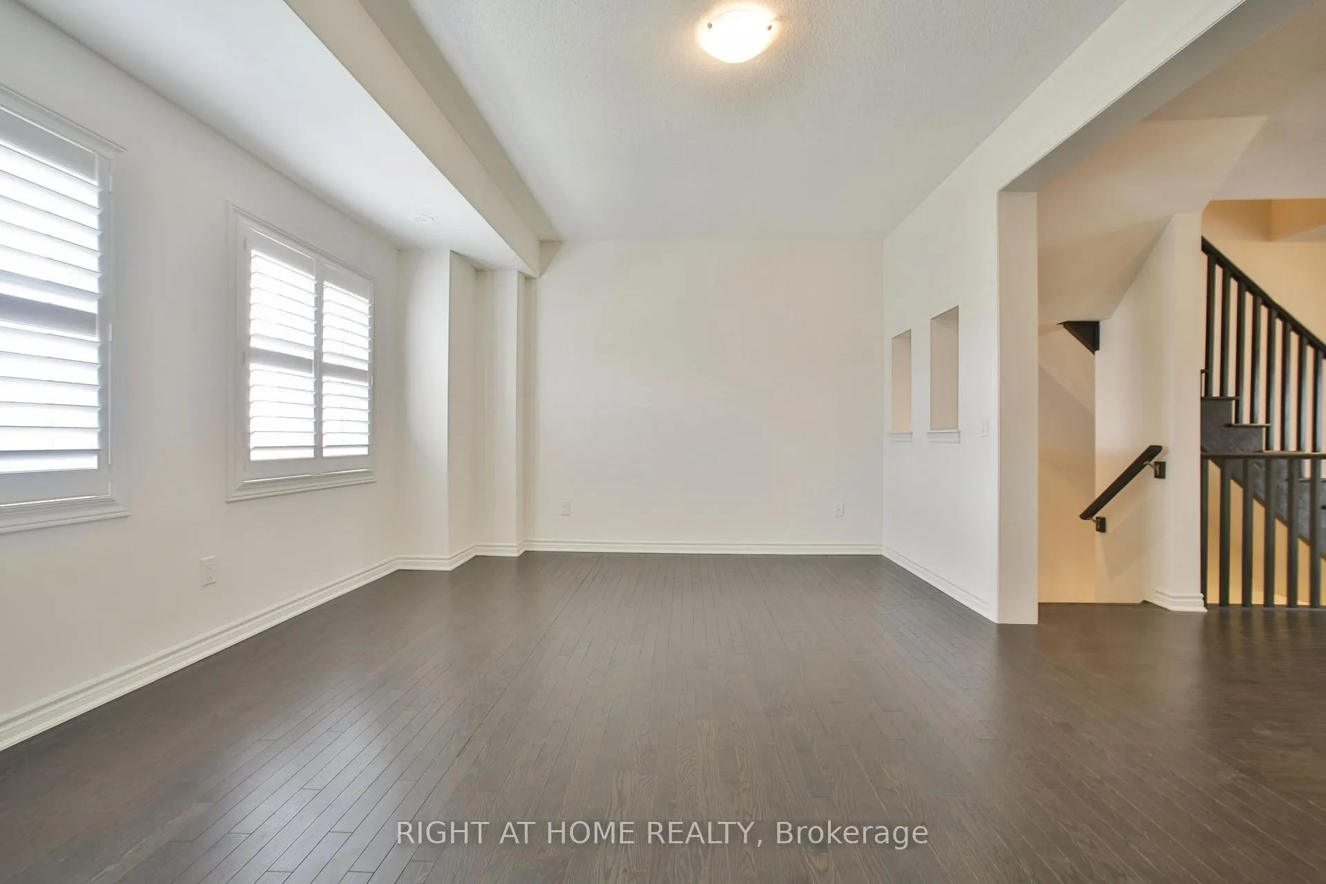 Photo 11 of Unit 20, 50 Edinburgh Drive, Brampton, Bram West — HOMEH