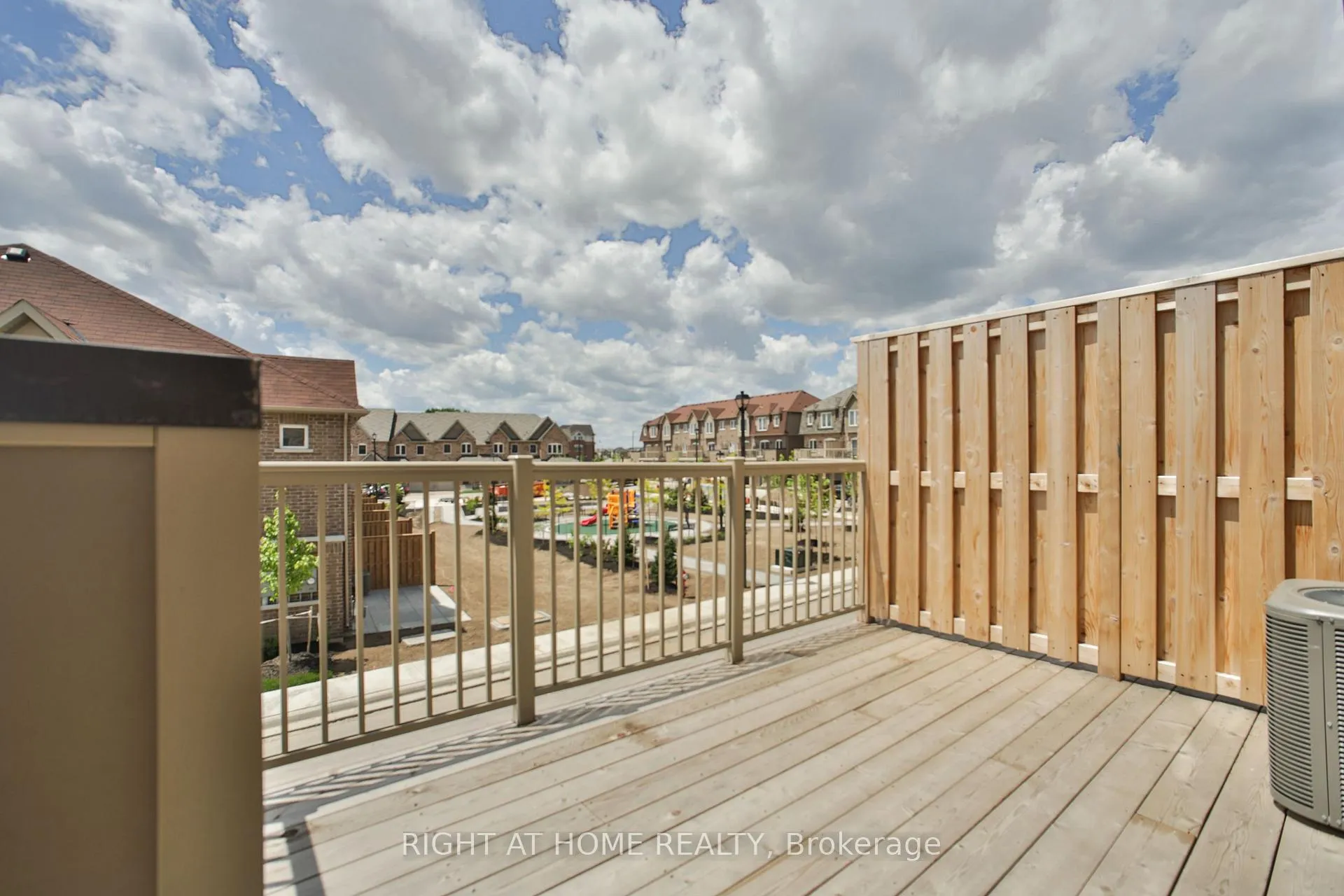 Photo 25 of Unit 20, 50 Edinburgh Drive, Brampton, Bram West — HOMEH