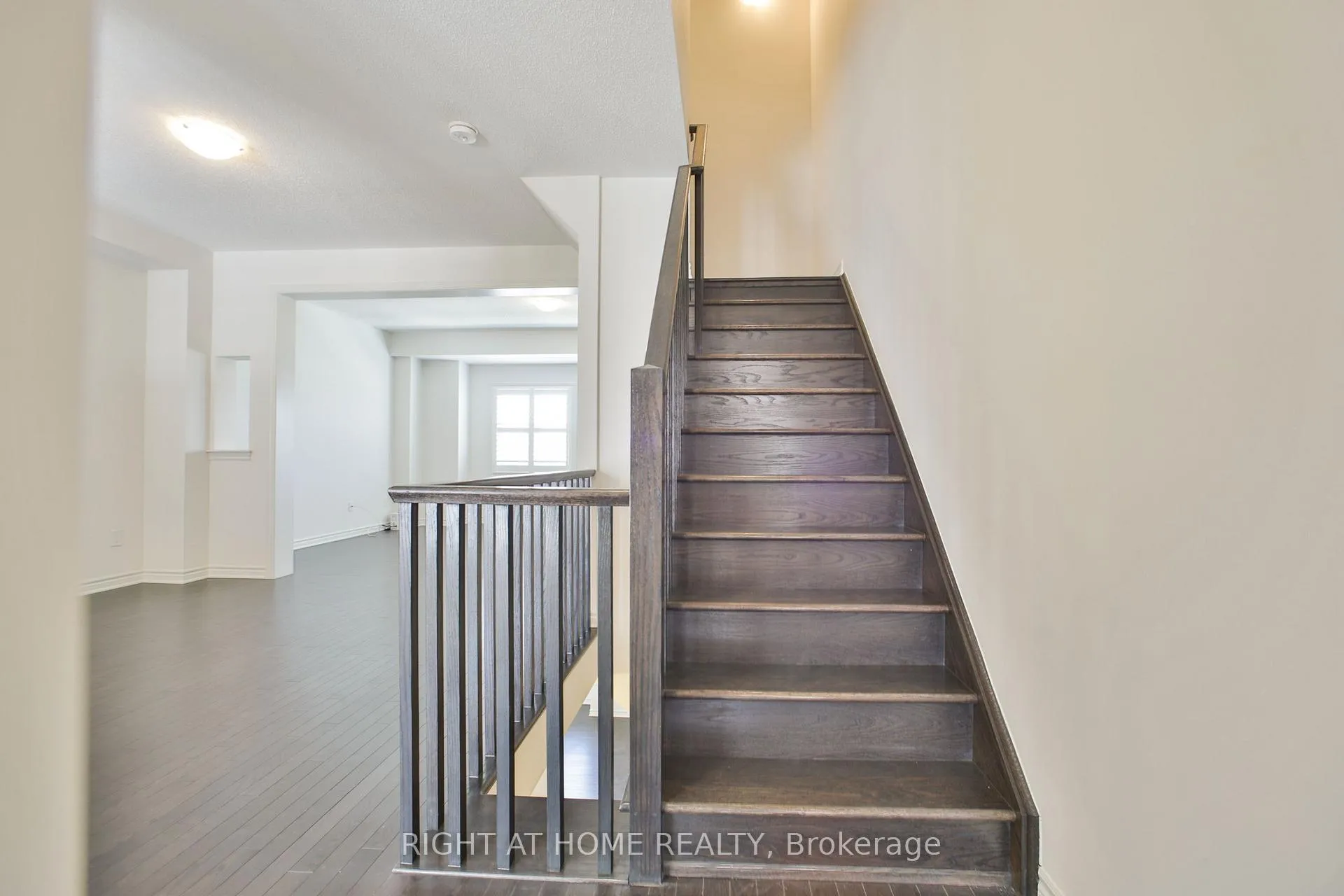 Photo 27 of Unit 20, 50 Edinburgh Drive, Brampton, Bram West — HOMEH