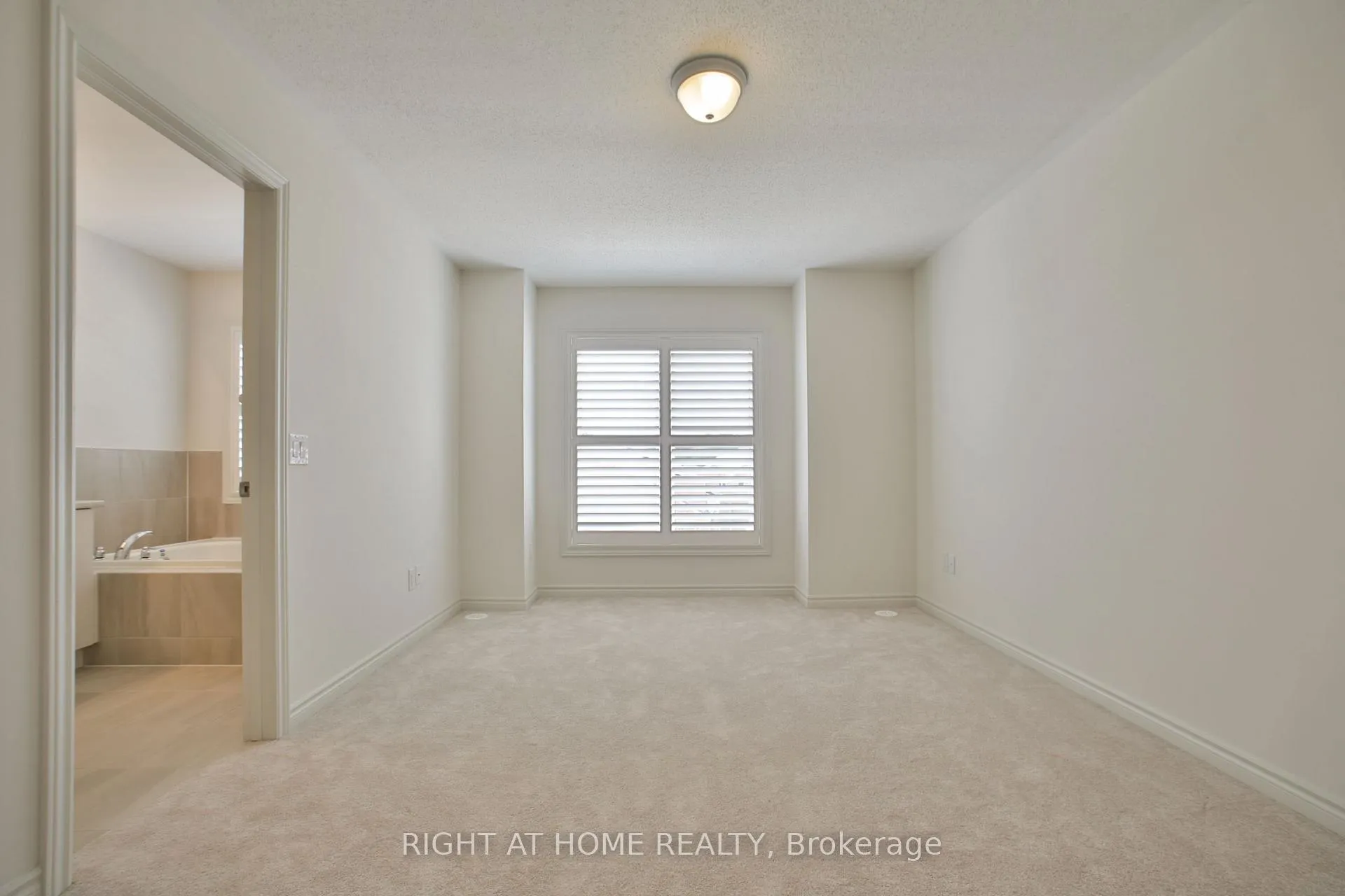 Photo 29 of Unit 20, 50 Edinburgh Drive, Brampton, Bram West — HOMEH