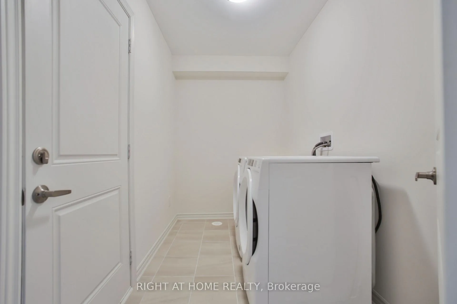 Photo 44 of Unit 20, 50 Edinburgh Drive, Brampton, Bram West — HOMEH