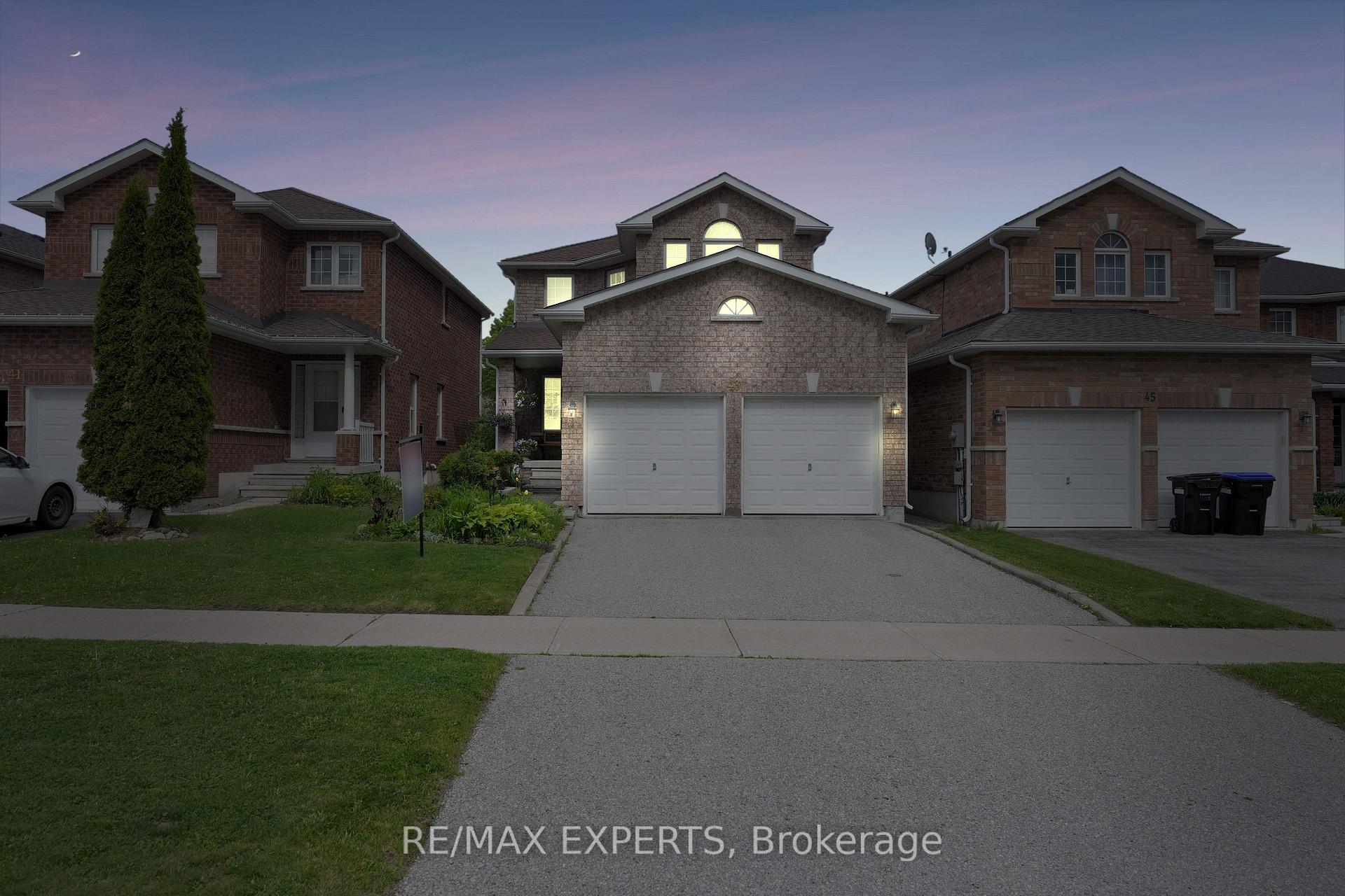 Photo 1 of 43 Buchanan Drive, New Tecumseth, Alliston — HOMEH