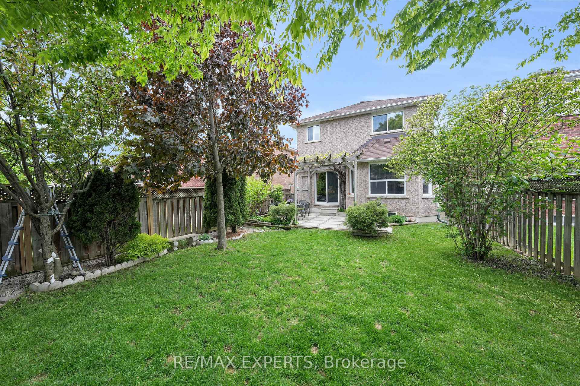Photo 35 of 43 Buchanan Drive, New Tecumseth, Alliston — HOMEH