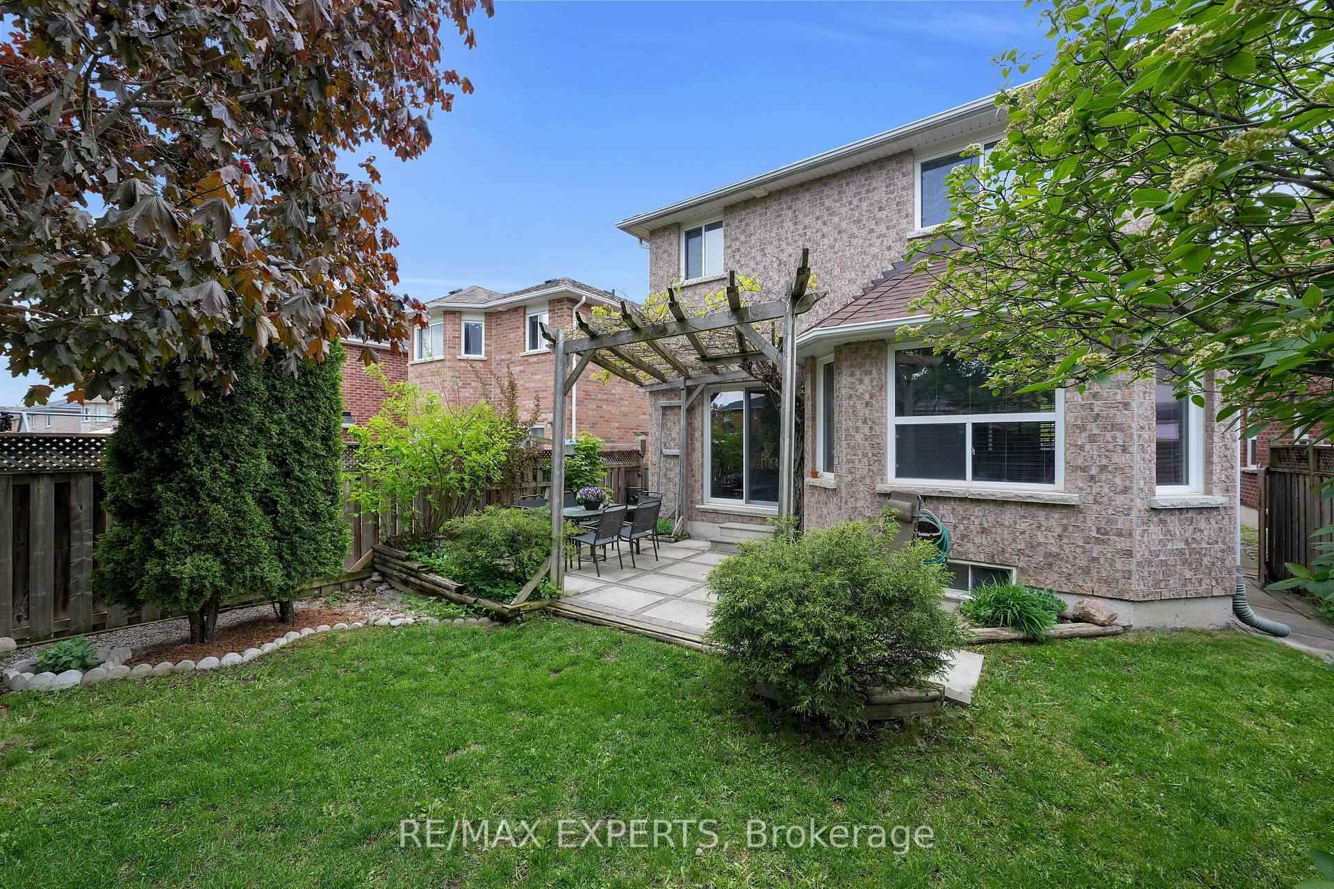 Photo 37 of 43 Buchanan Drive, New Tecumseth, Alliston — HOMEH