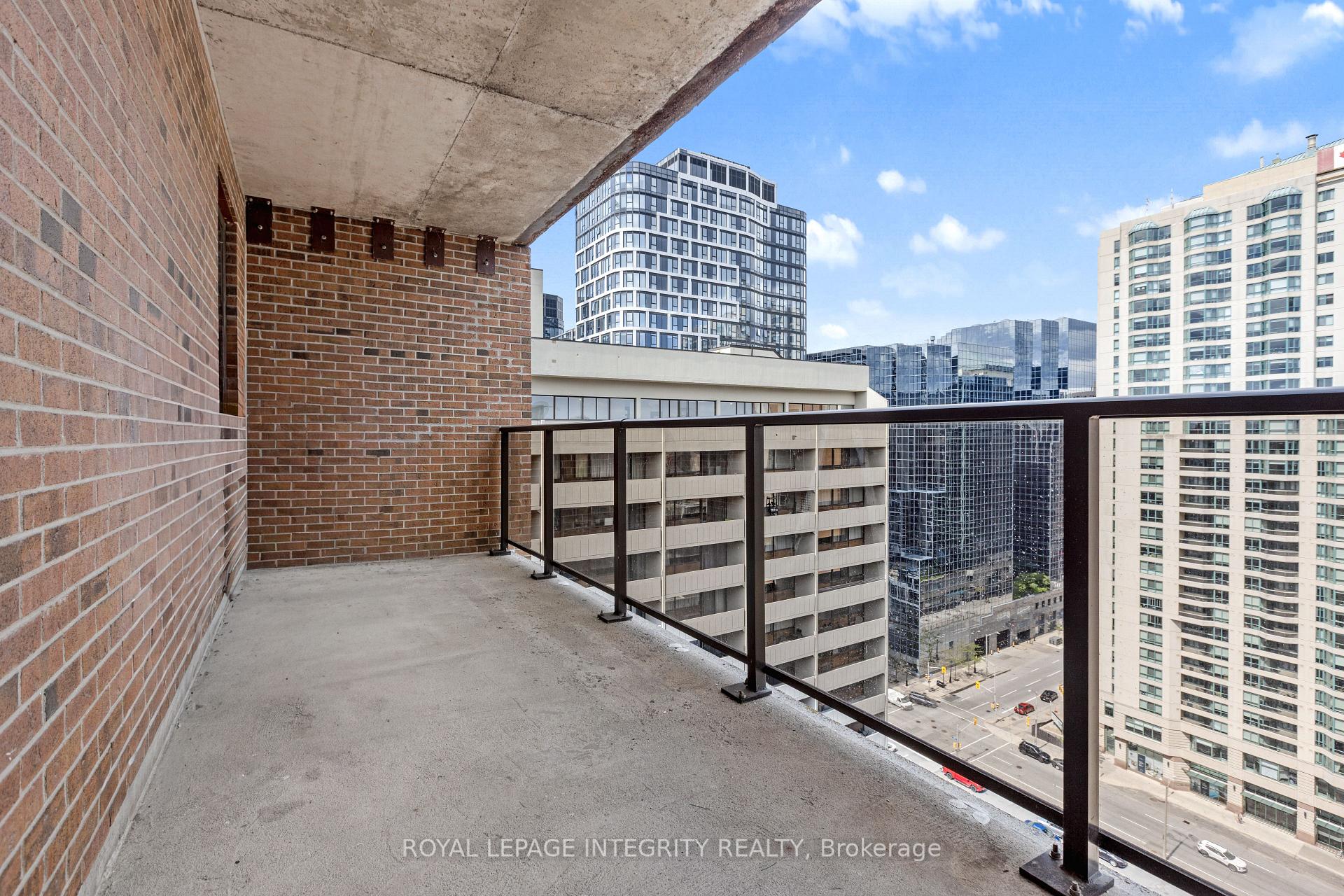 Photo 22 of Unit 2001, 475 Laurier Avenue W, Ottawa, Ottawa Centre — HOMEH