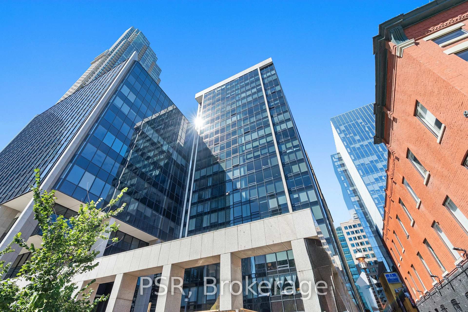 Photo of Unit 1103, 30 Wellington Street E