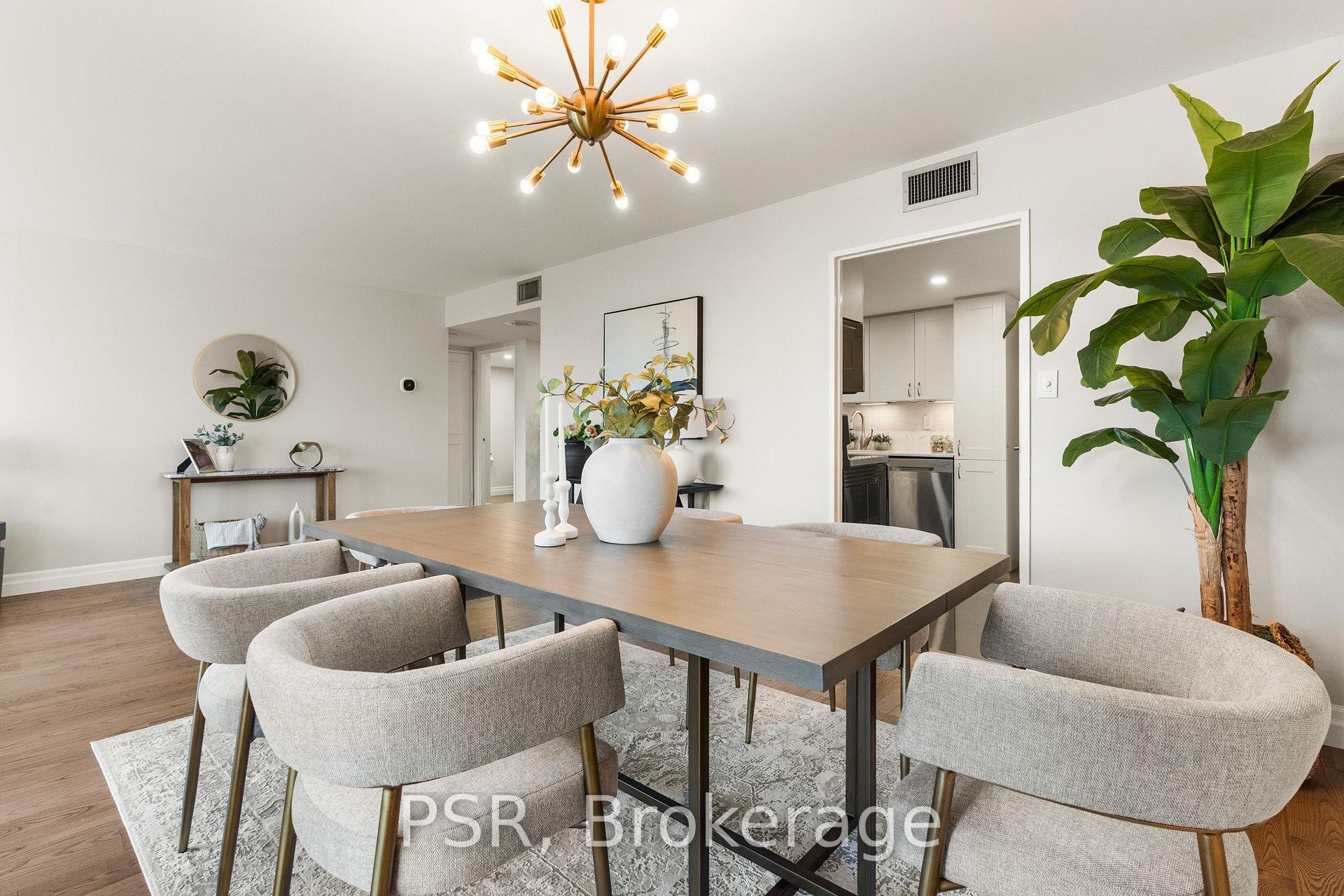Photo 12 of Unit 1103, 30 Wellington Street E, Toronto, Church-Yonge Corridor — HOMEH
