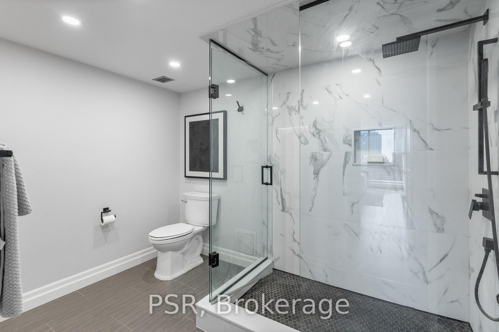 Photo 24 of Unit 1103, 30 Wellington Street E, Toronto, Church-Yonge Corridor — HOMEH